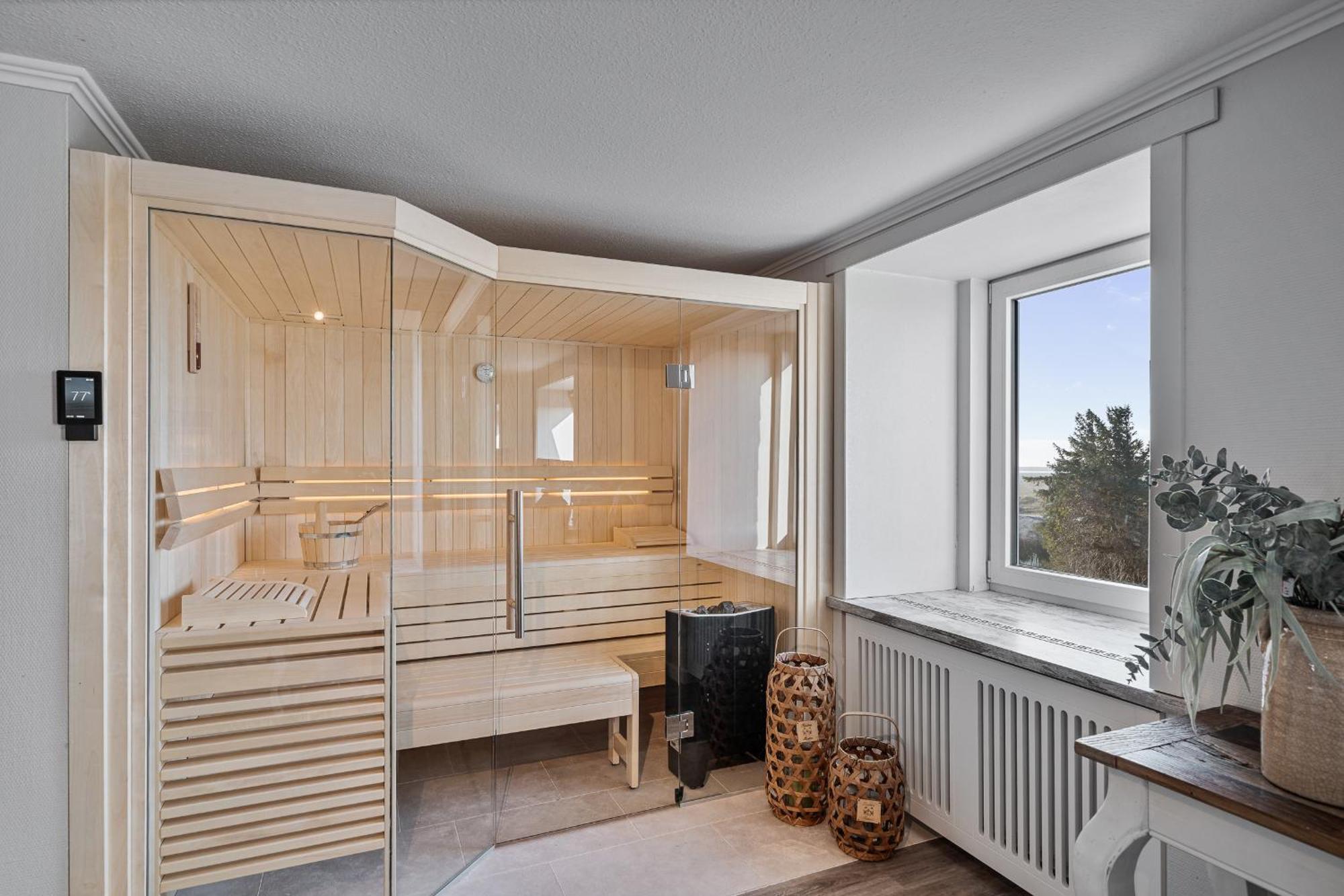 Deluxe Suite Sea View