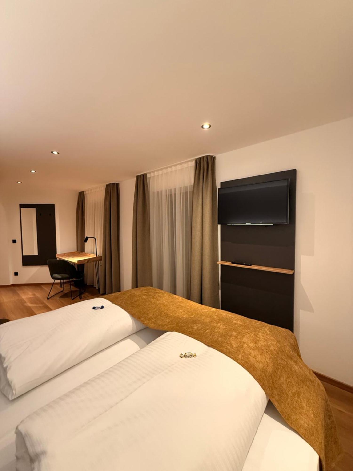 Double Room Terrace,1742868406:JPEG