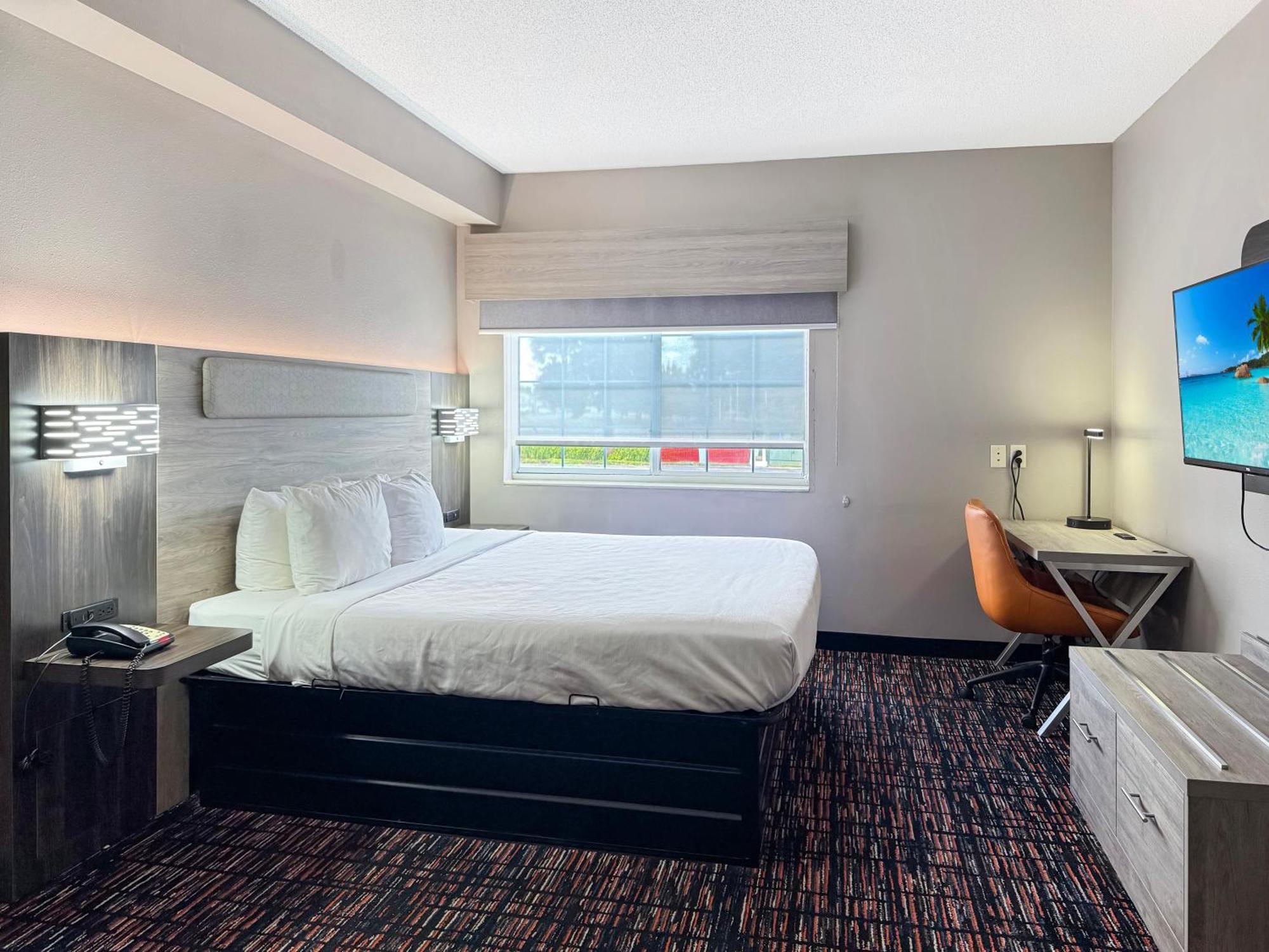 Superior King Room