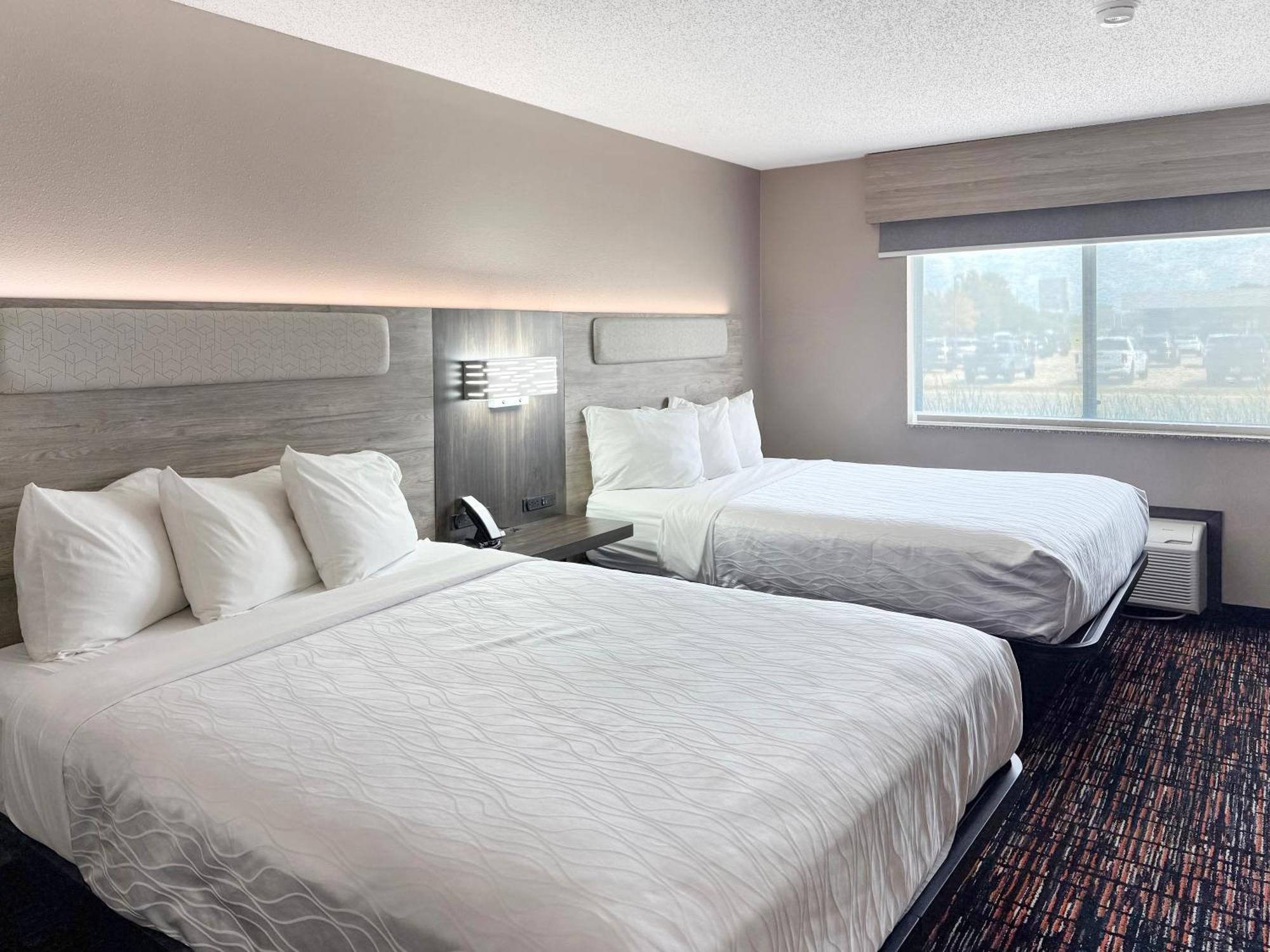 Queen Room Two Queen Beds