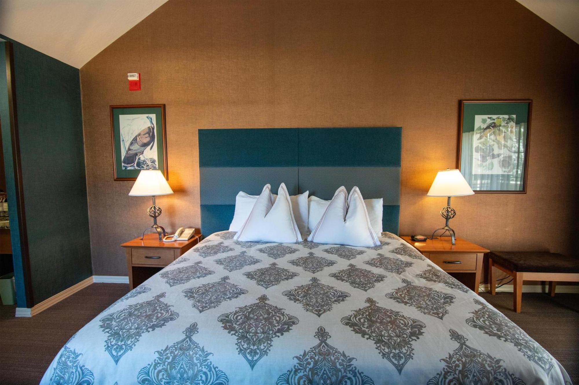 Deluxe King Room Balcony