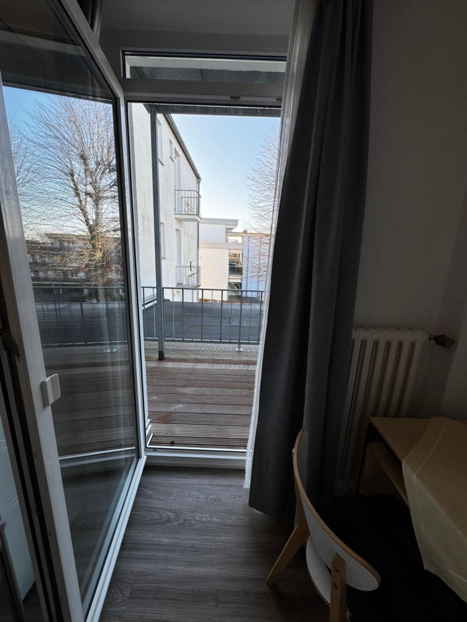 Single Room Balcony