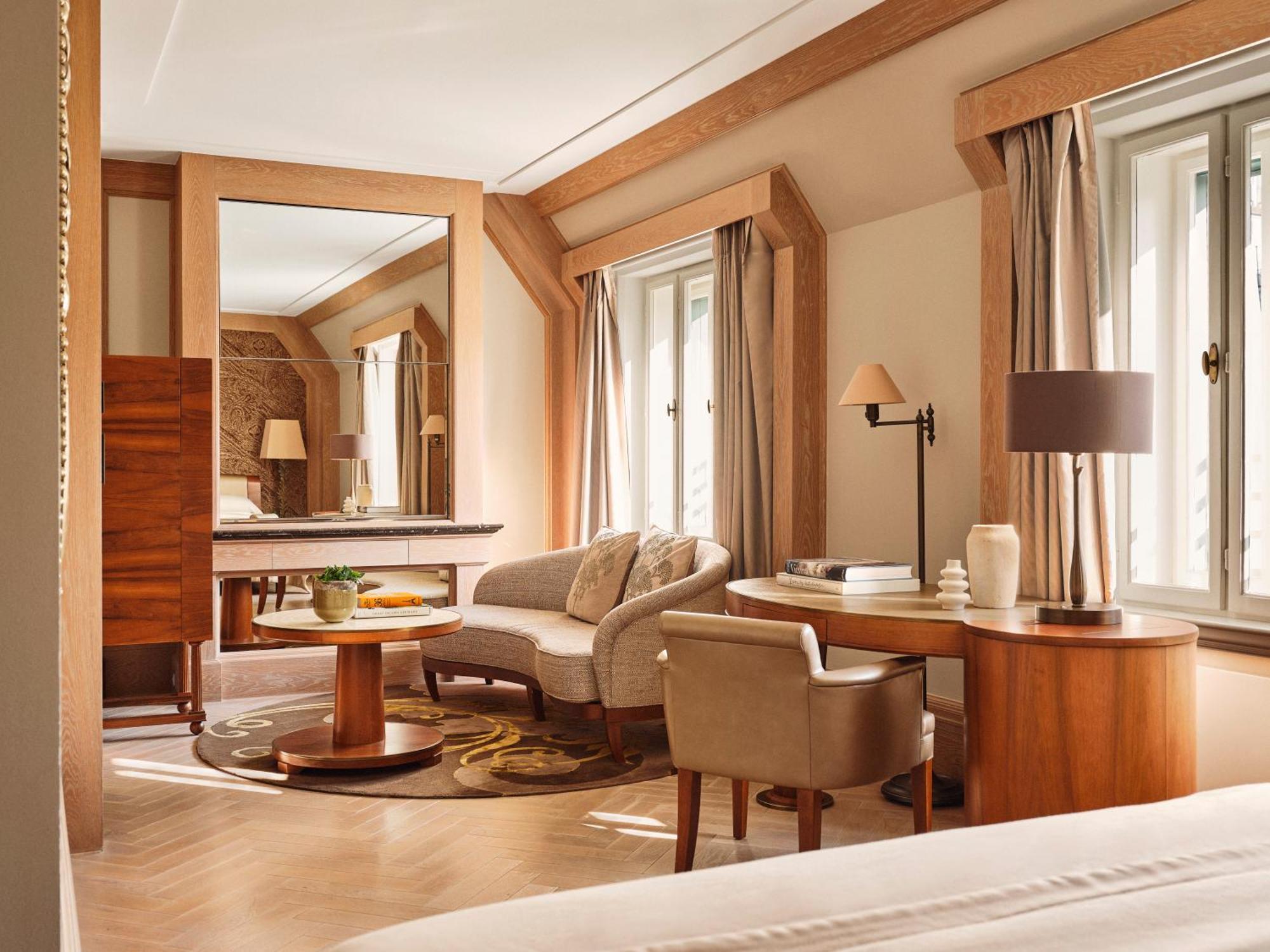 Deluxe King Room View