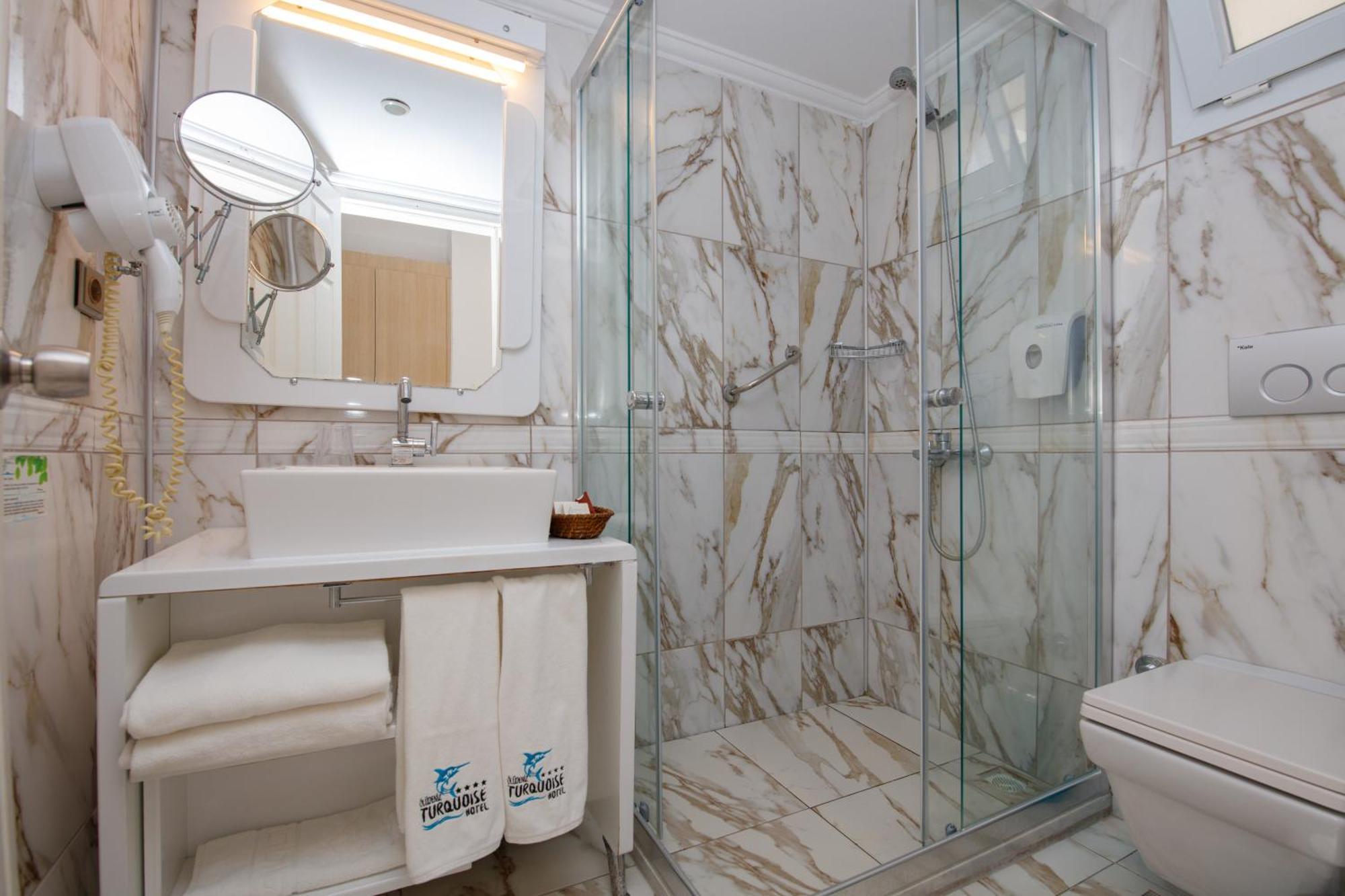 Standard Double or Twin Room Balcony