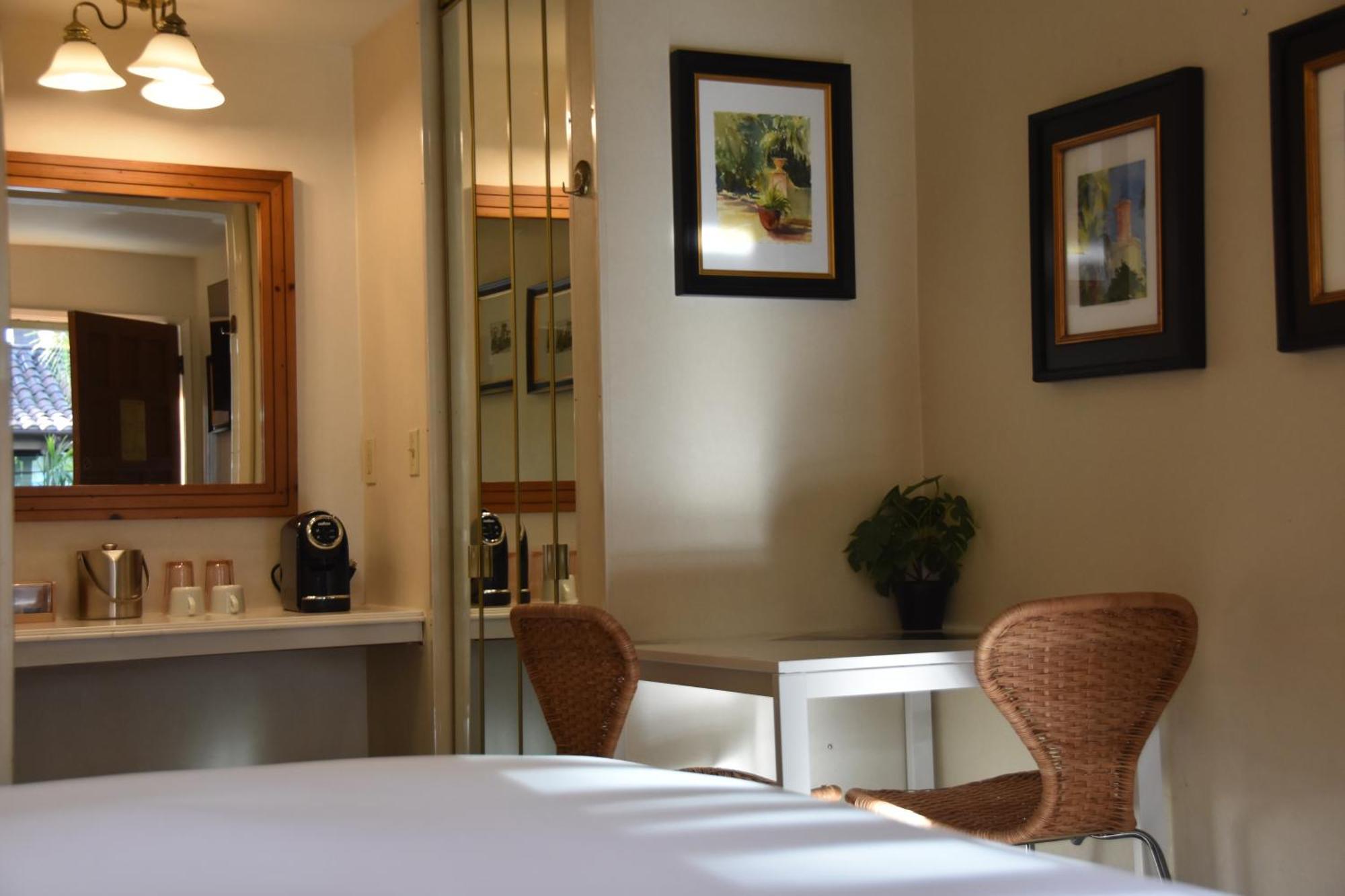 Queen Room