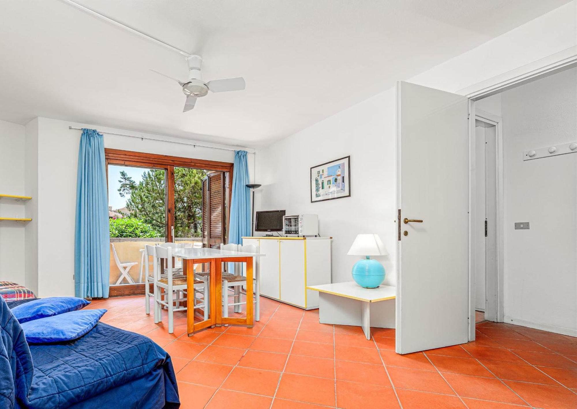 One-Bedroom Apartment,1742927819:JPEG