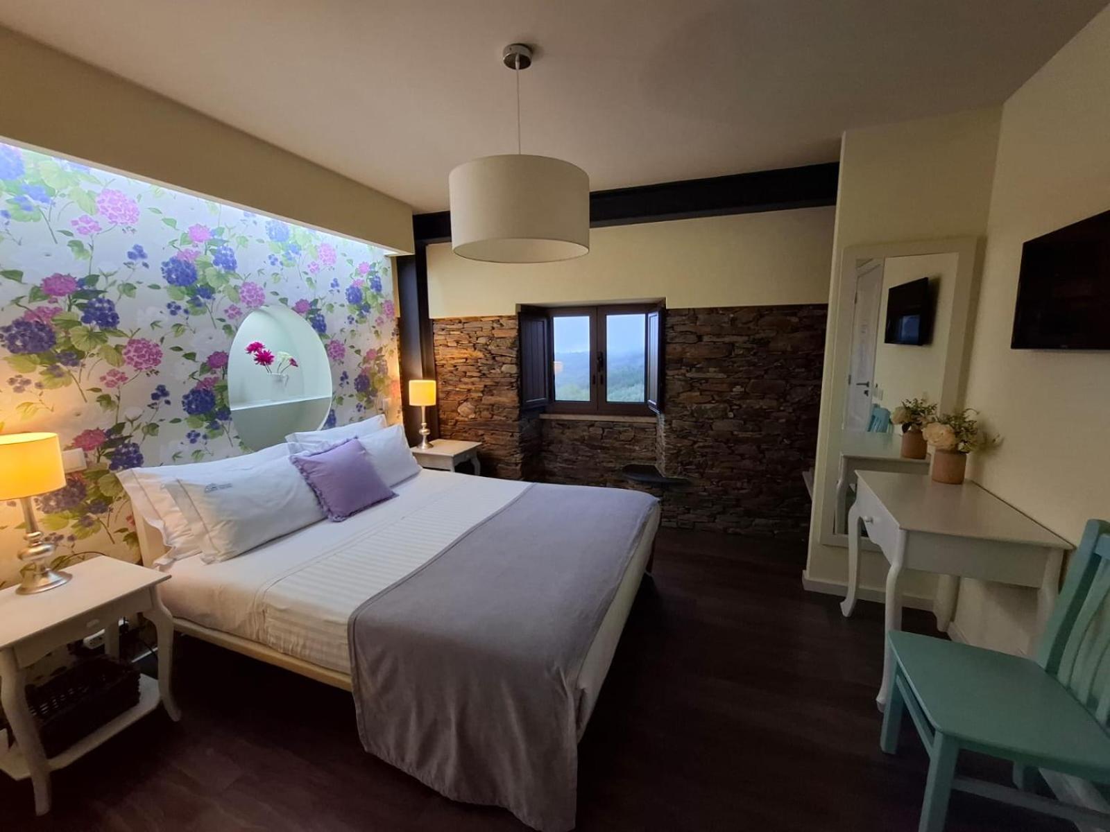 Double Room,1742931555:JPEG