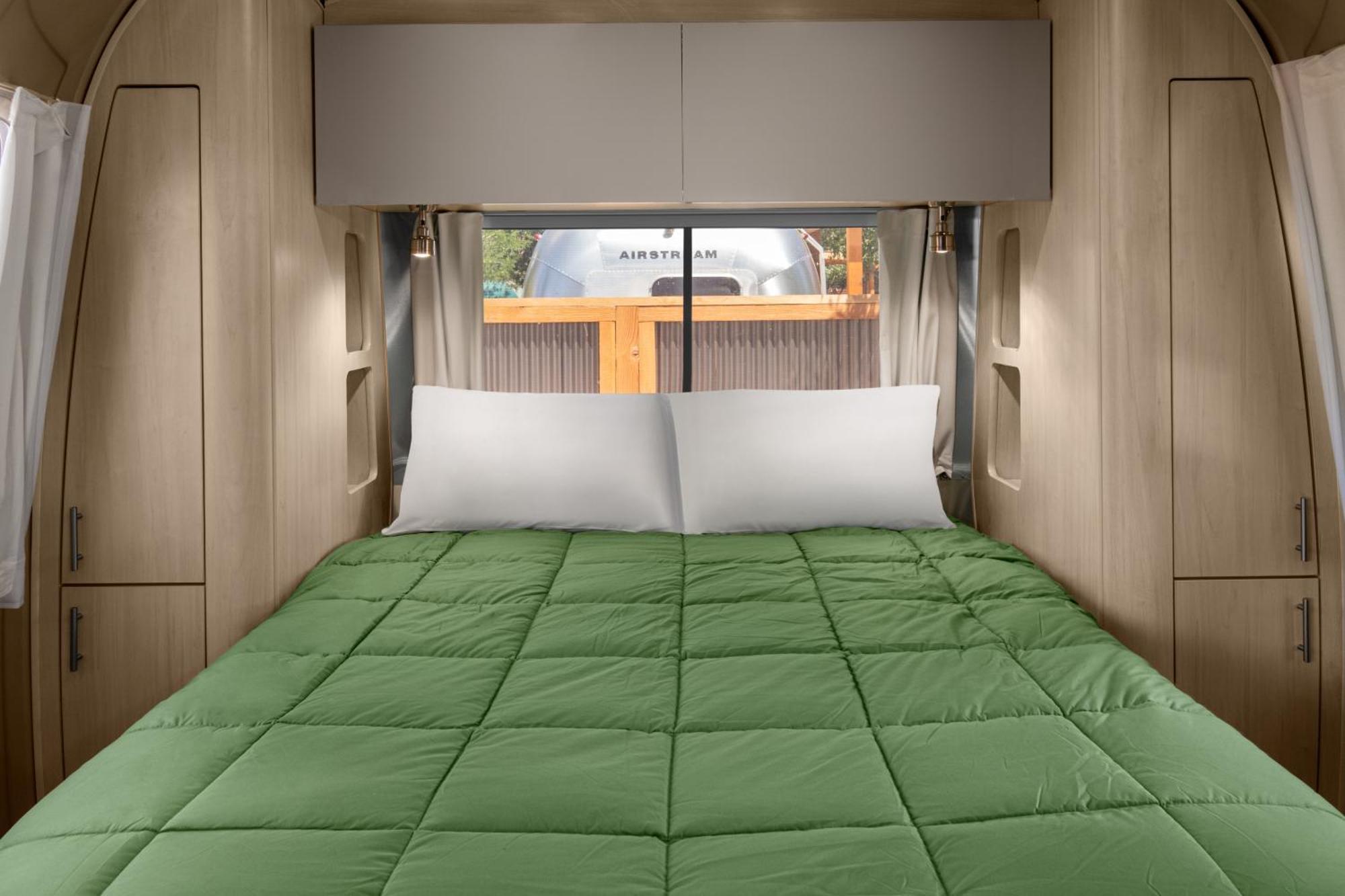 Airstream Rental w or Short Queen Full Small Twin