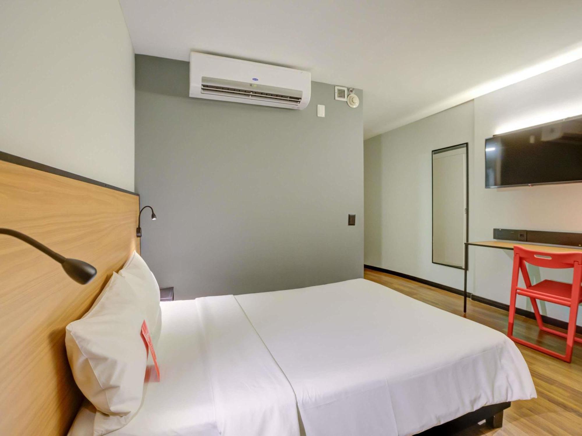 Standard Double Room Disability Access,1742940917:JPEG