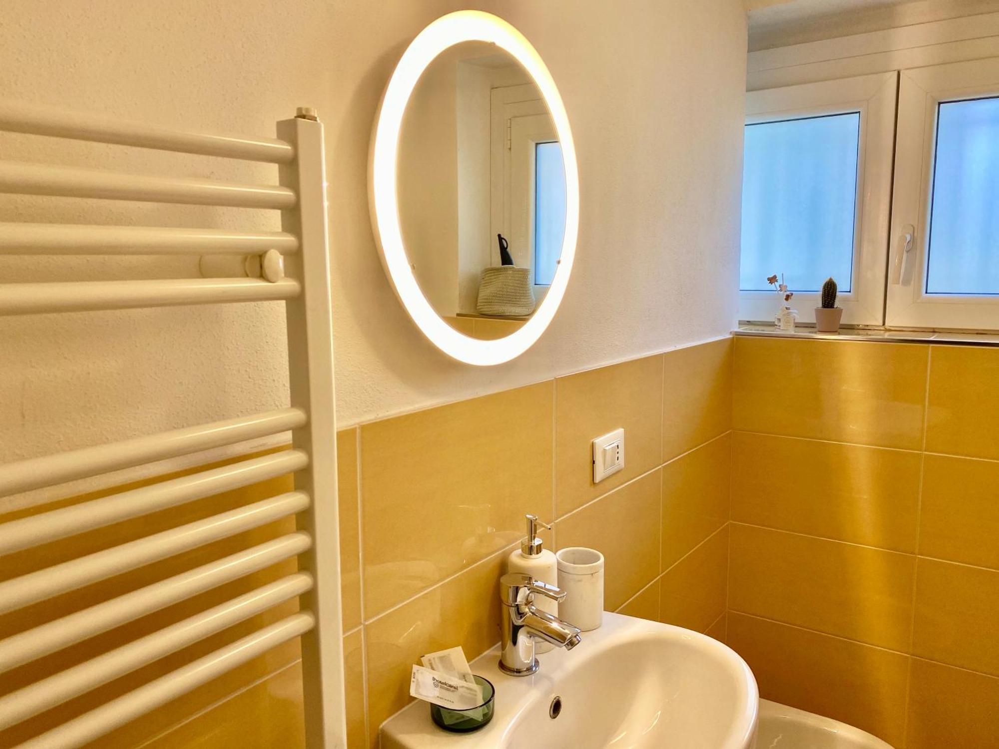 Single Room Private Bathroom
