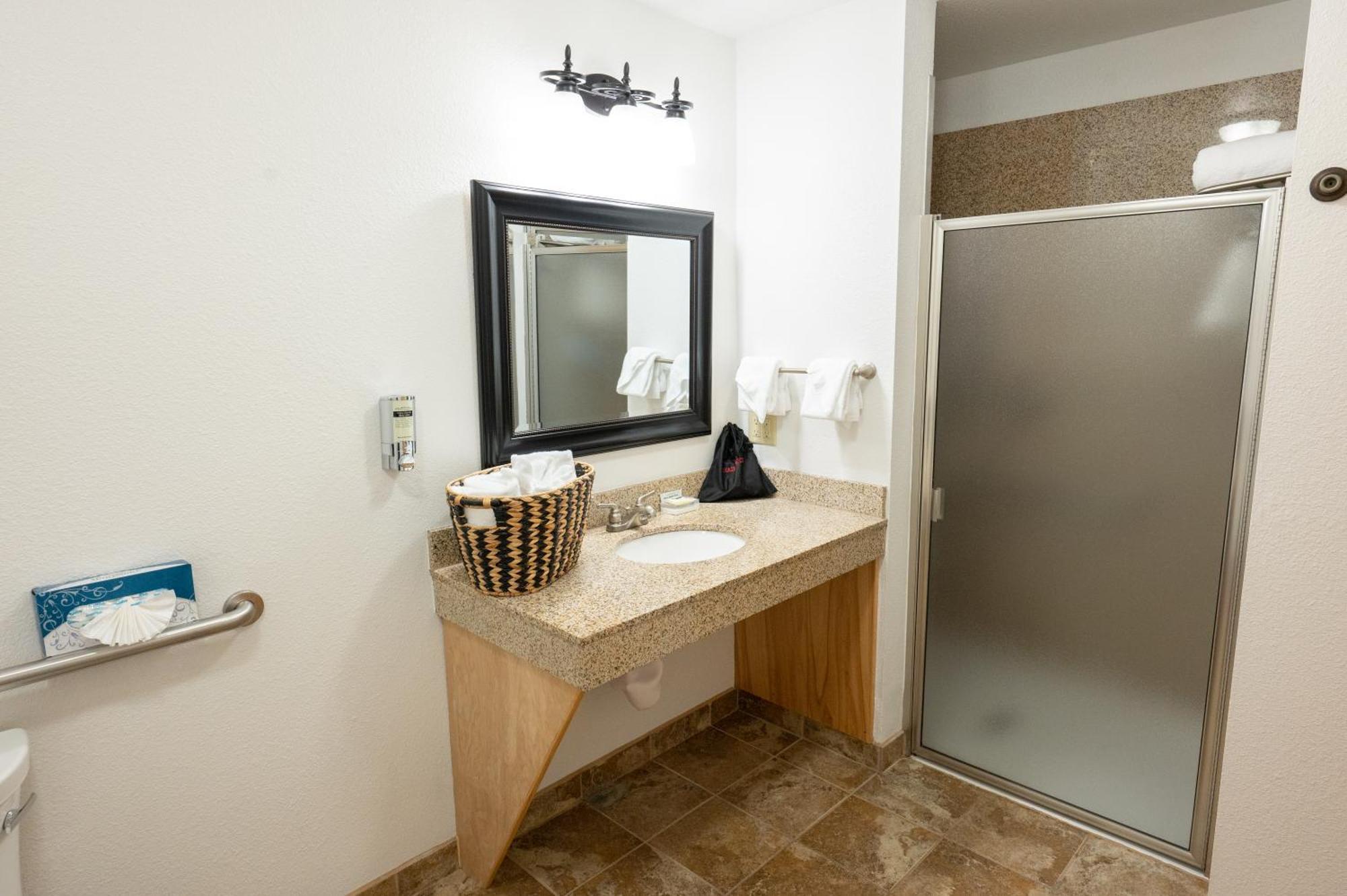 Queen Room Two Queen Beds Disability Access