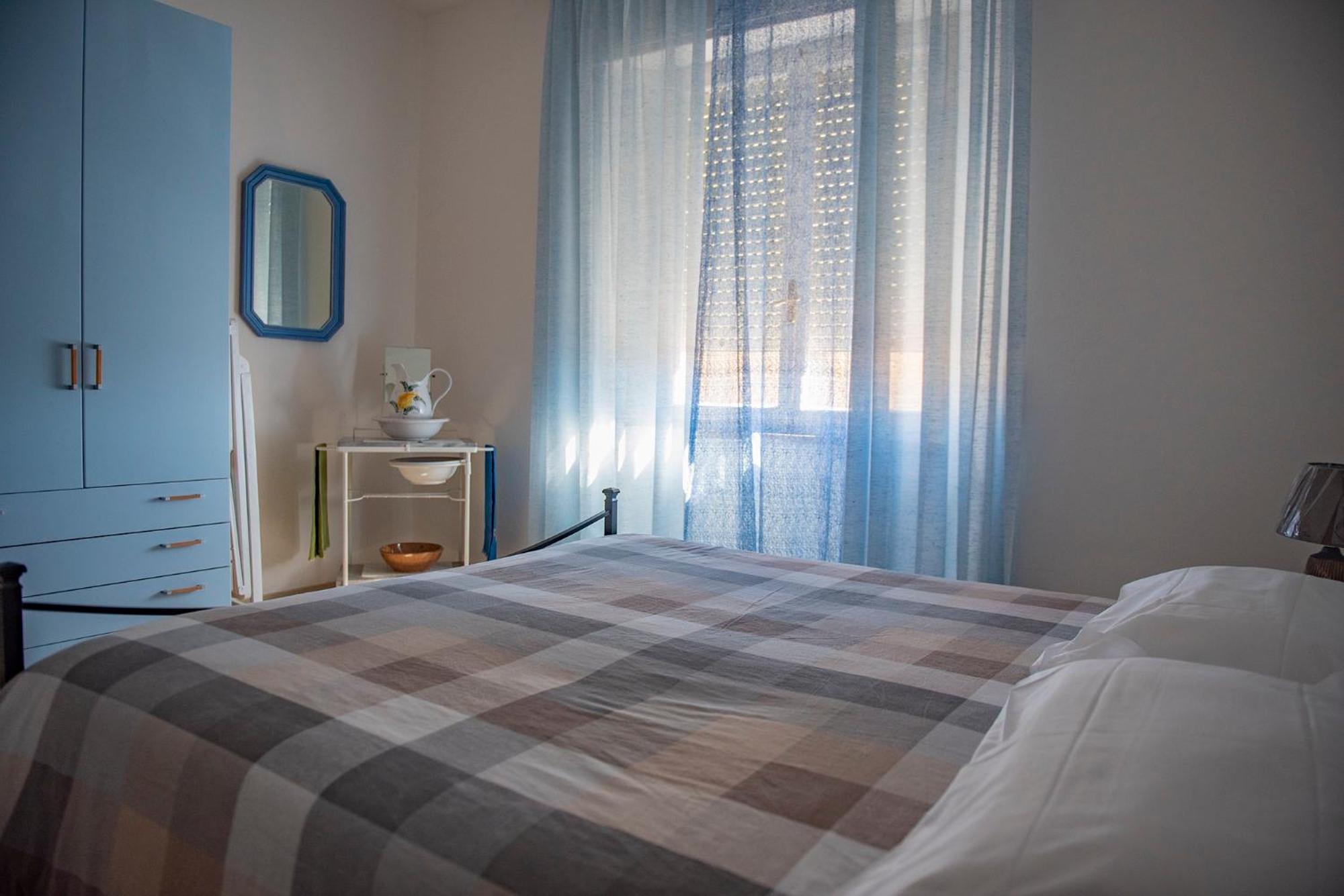 Large One-Bedroom Apartment