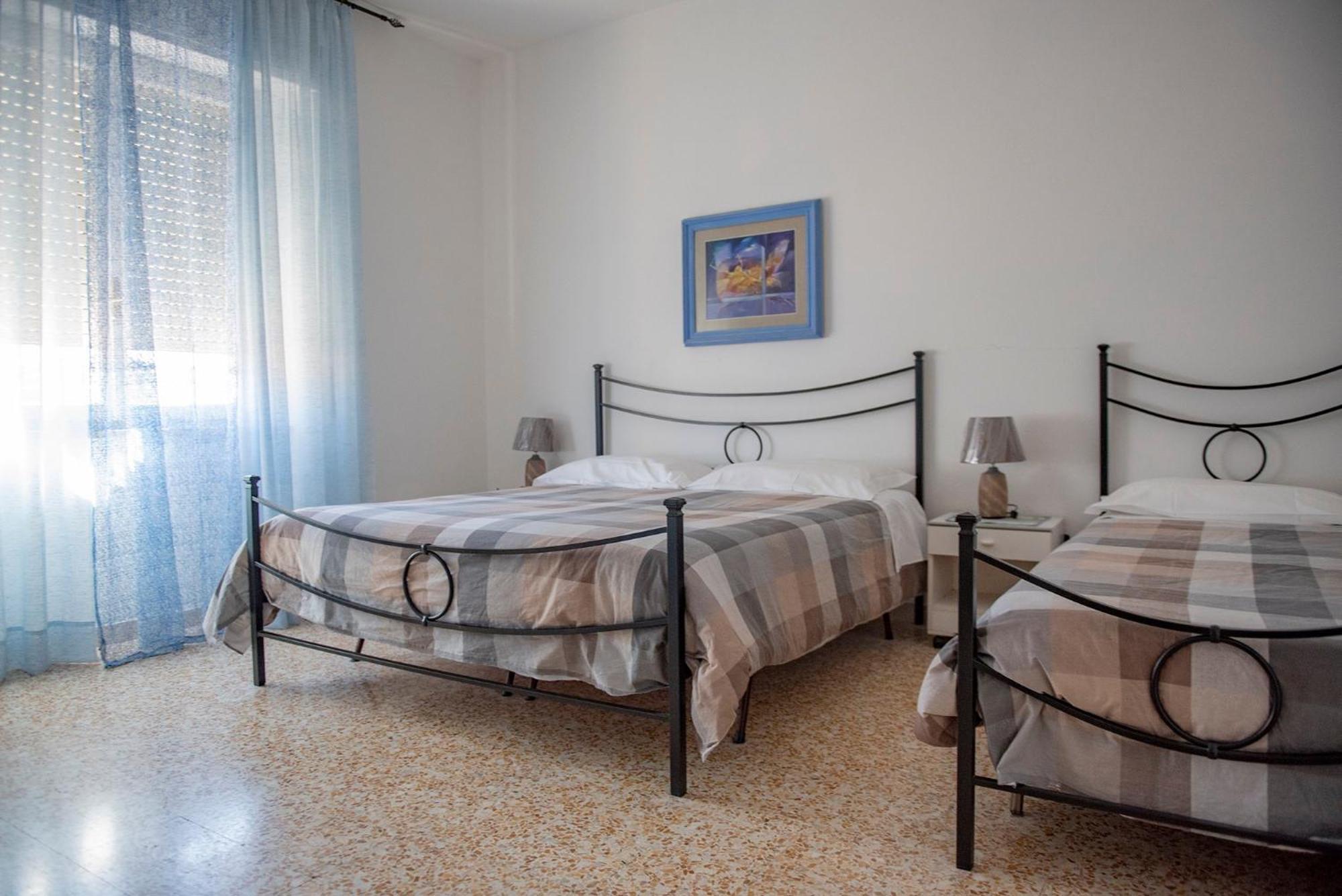 Large One-Bedroom Apartment