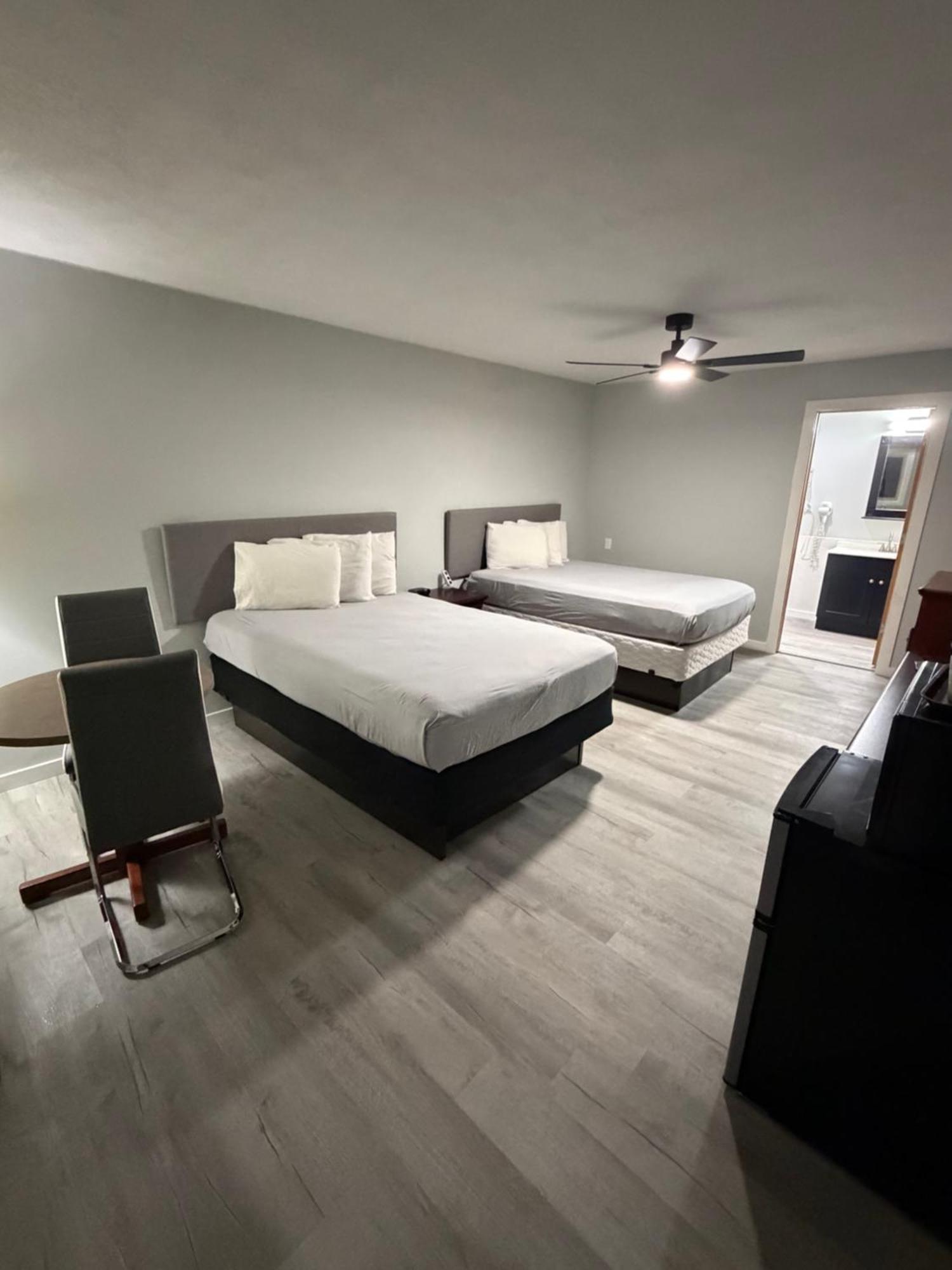 Standard Double Room Two Double Beds
