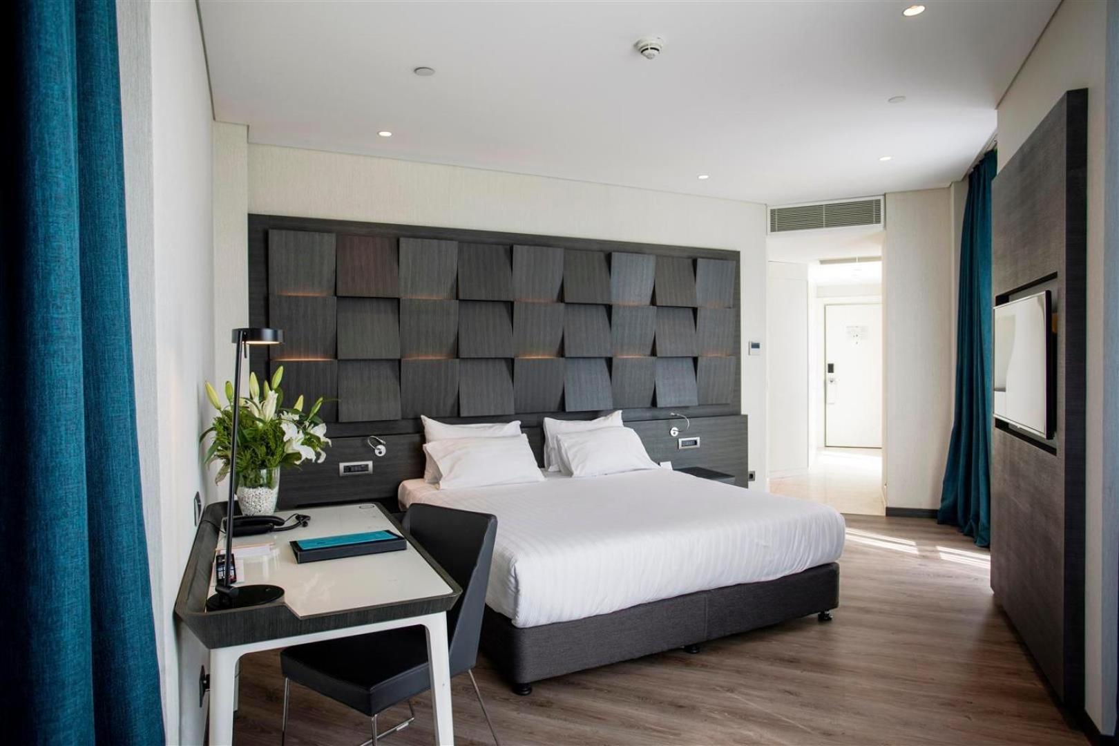 Executive King Suite