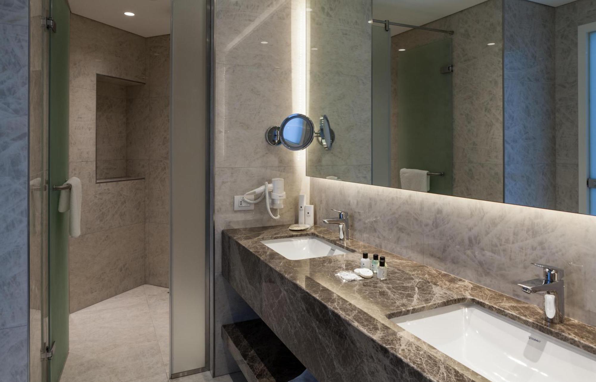 Premier Suite