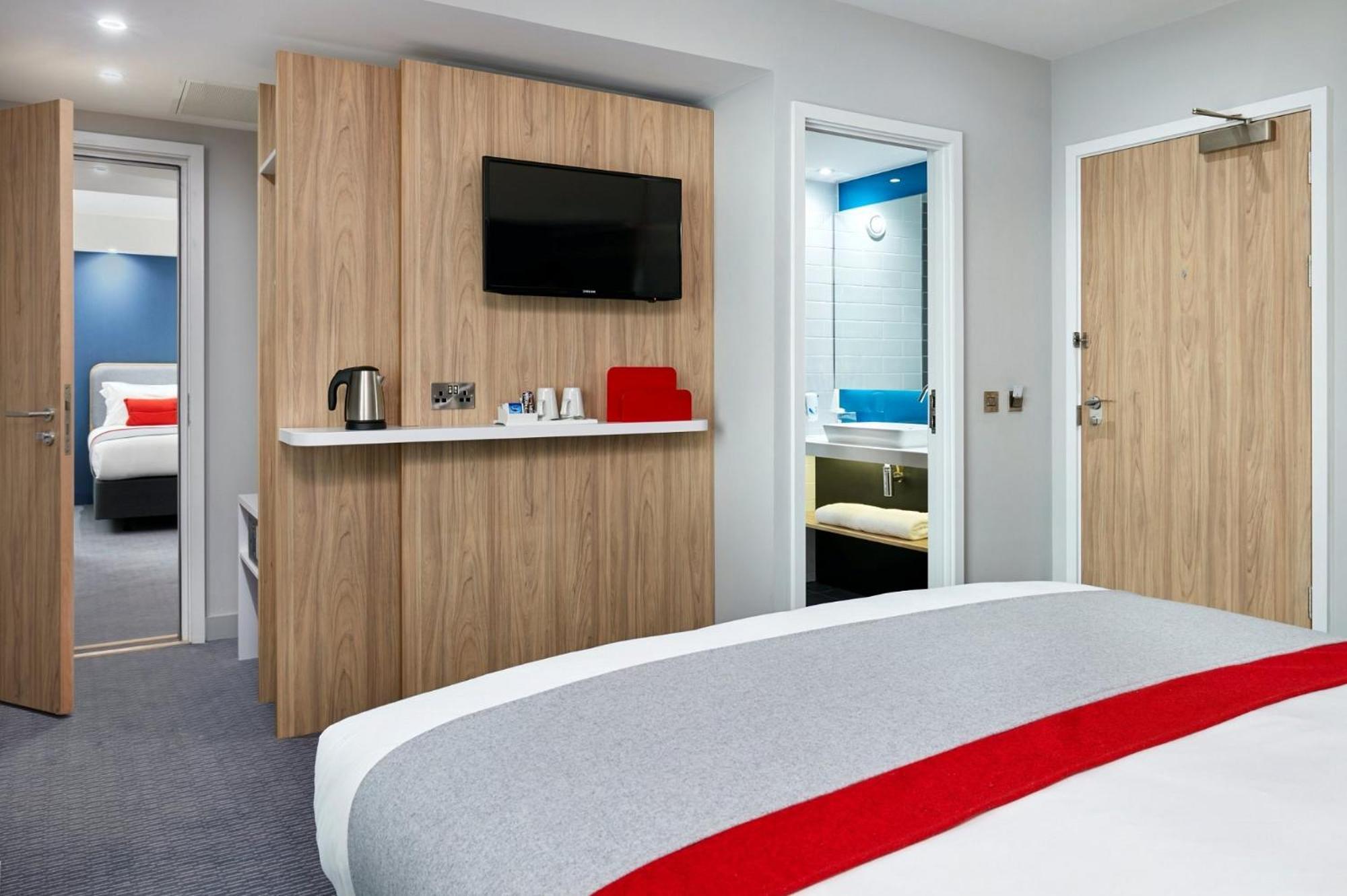 Double Room Hot Accessible