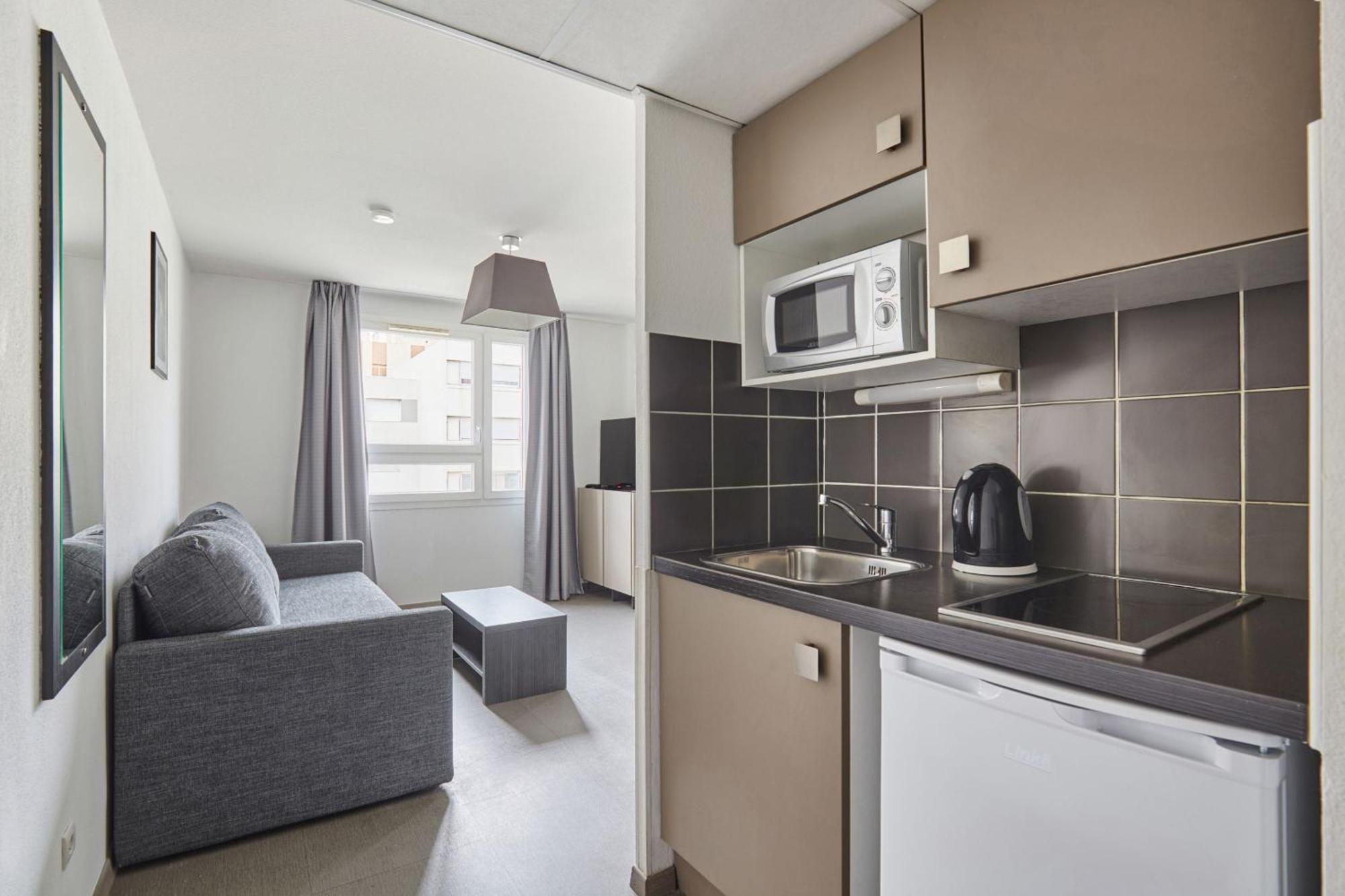 One-Bedroom Apartment,1743022471:JPEG