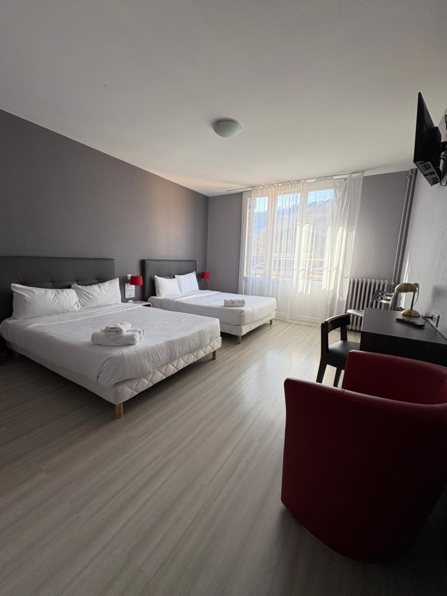 Classic Quadruple Room