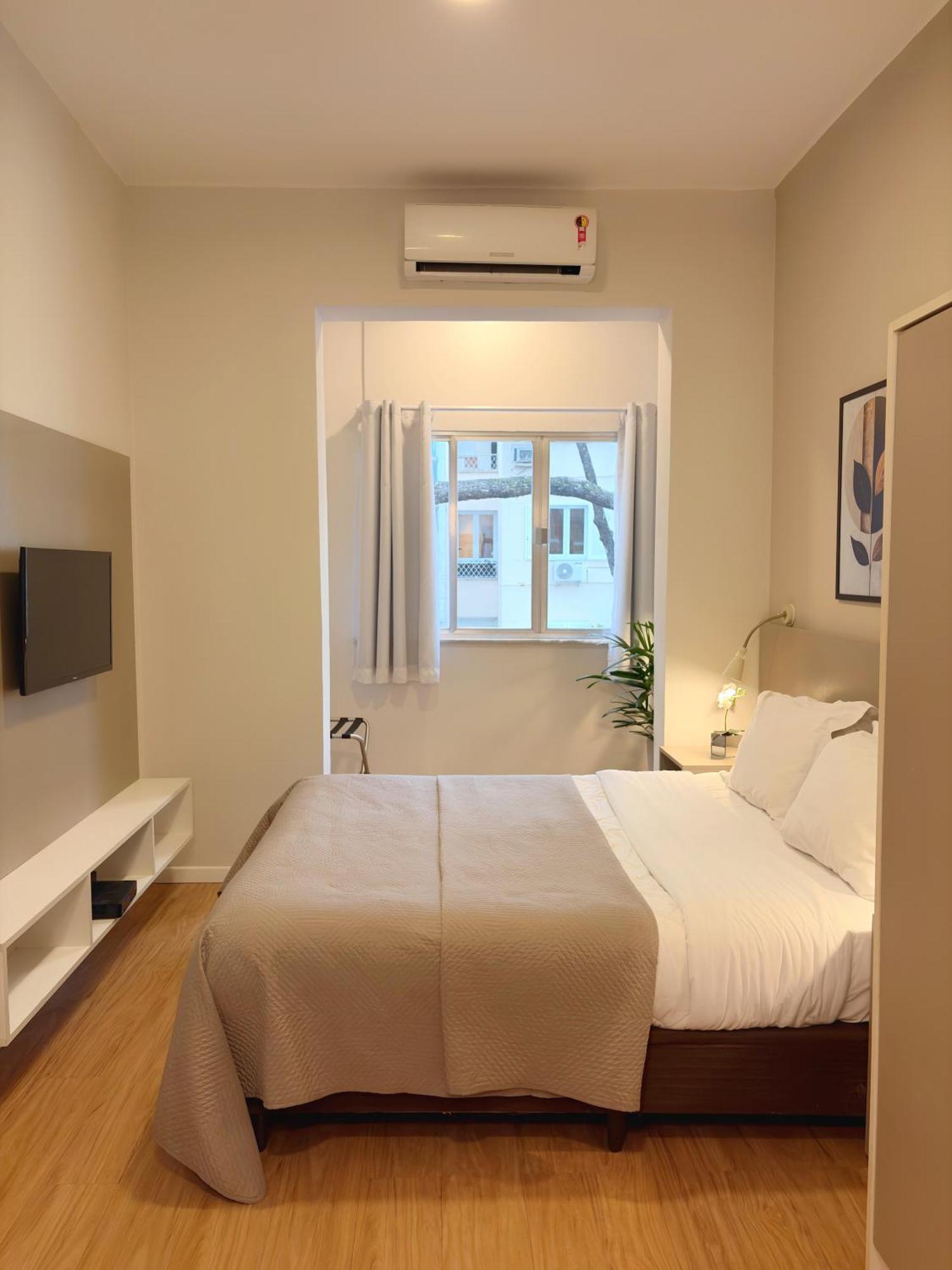 Loft Queen Size Bed no elevator