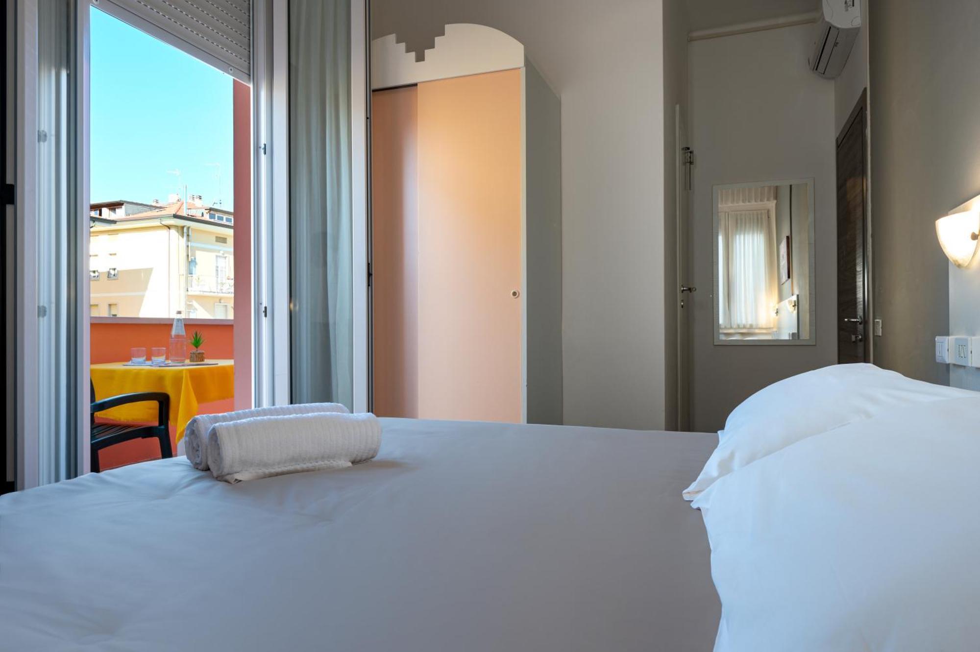 Double or Twin Room Balcony