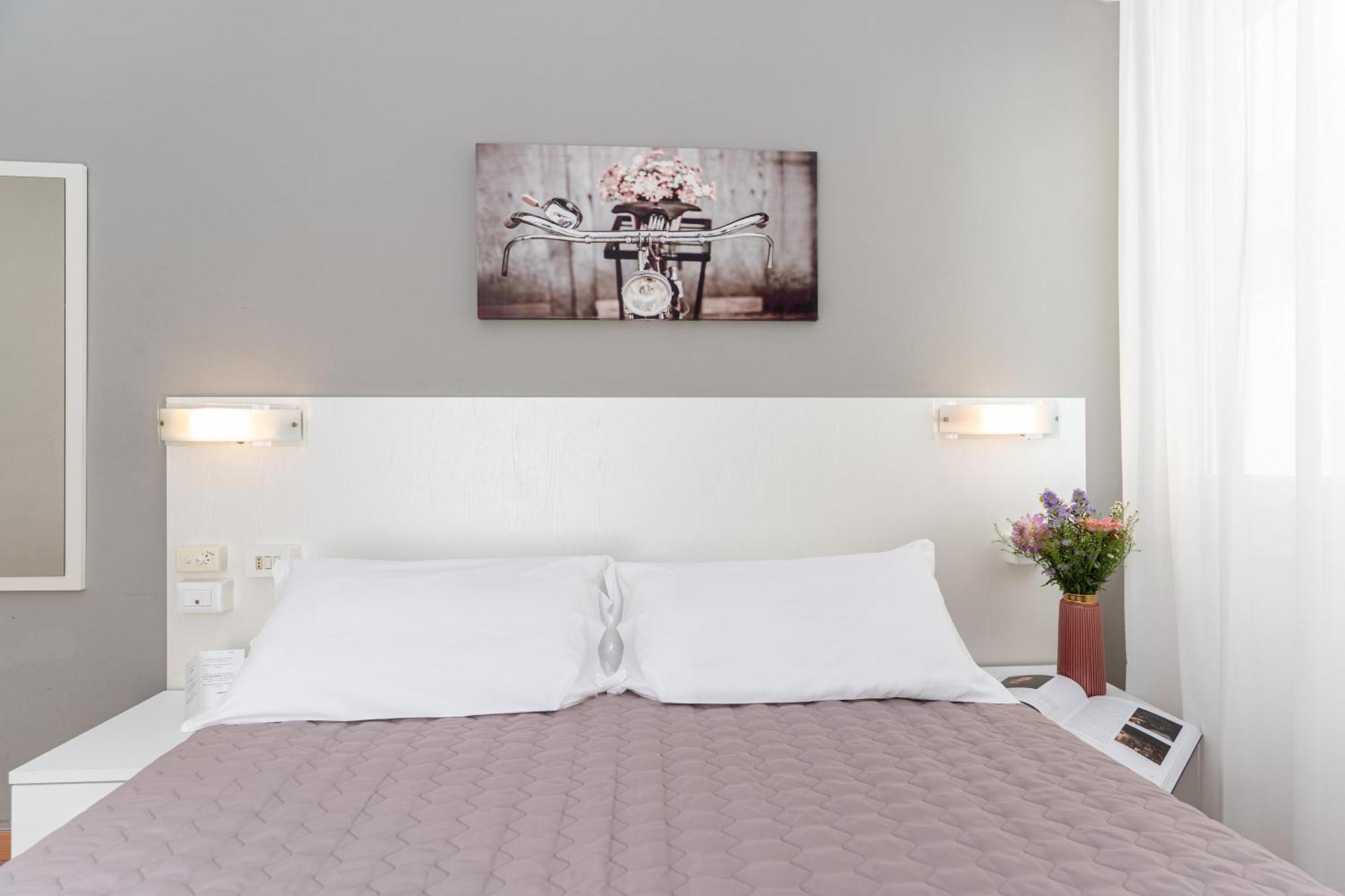 Double or Twin Room Balcony