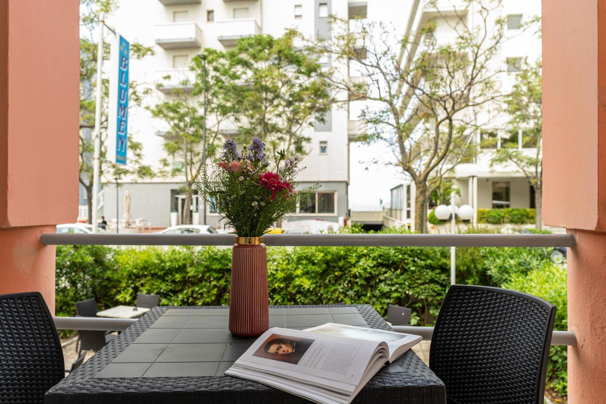 Standard Double or Twin Room Balcony