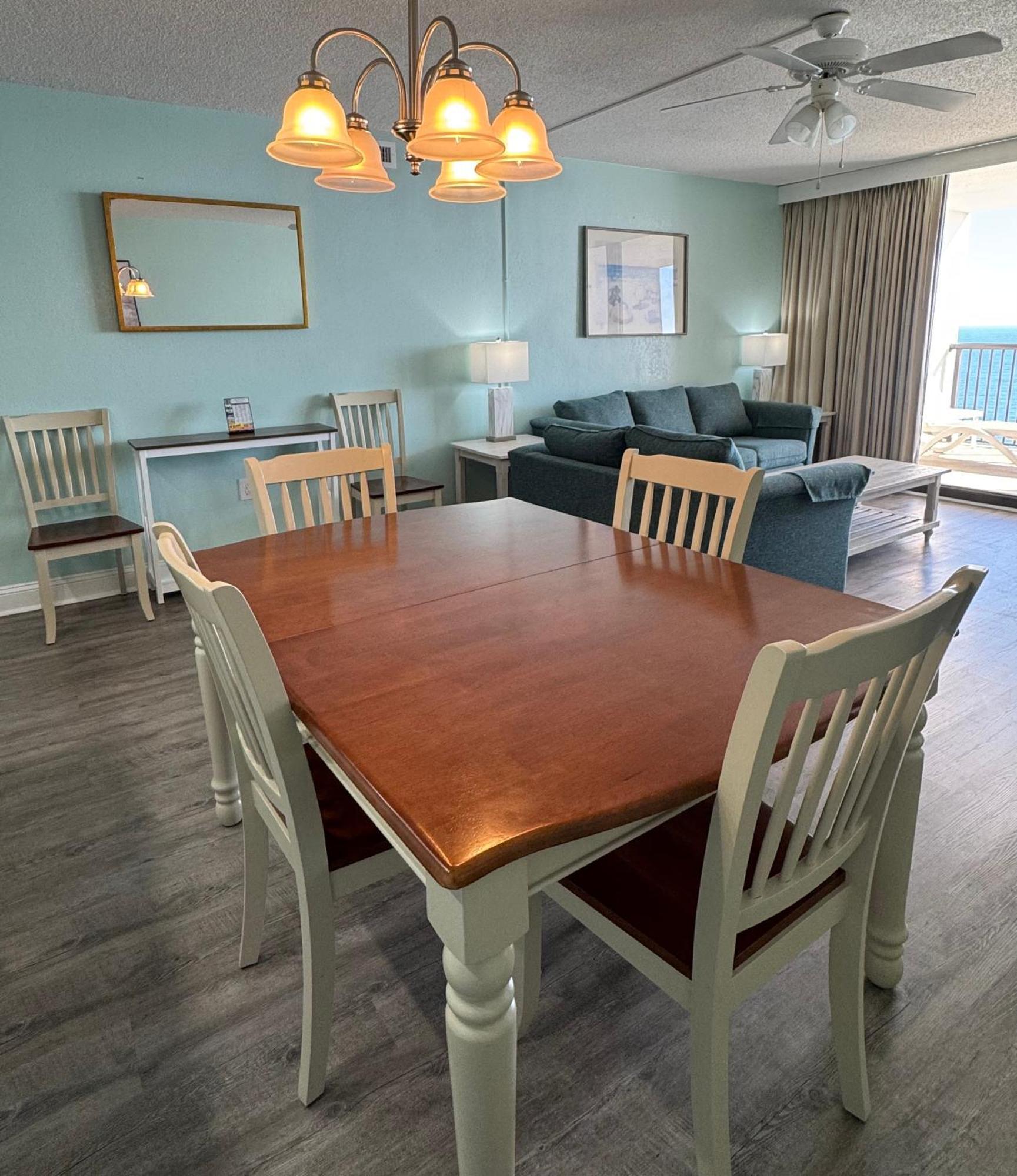 Two-Bedroom Suite,1743087658:JPEG
