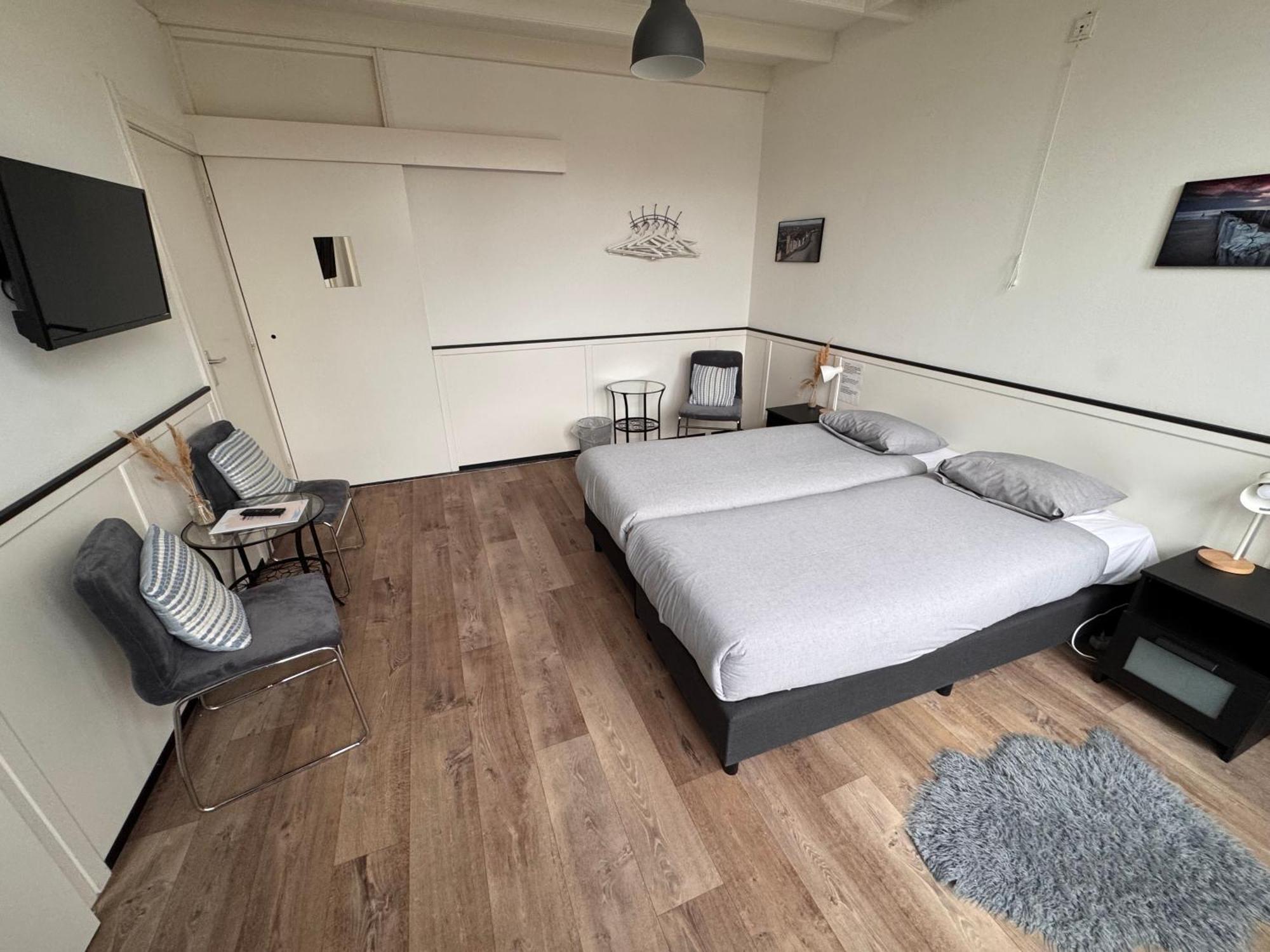 Quadruple Room,1743090402:JPEG