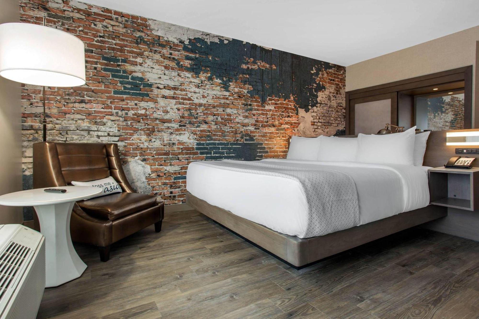 King Guest Room