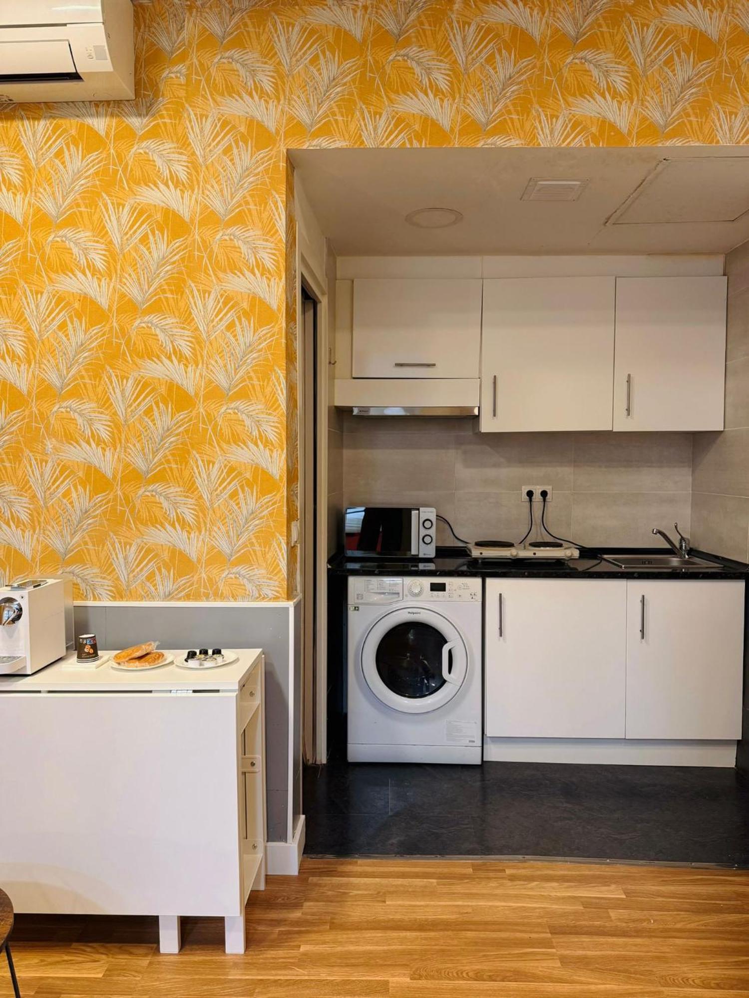 Family Room Kitchen