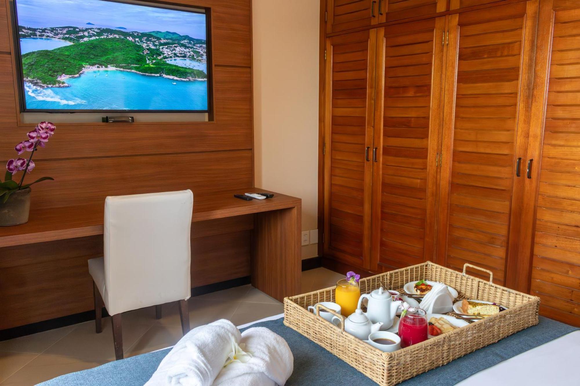 One-Bedroom Premium Apartment Ocean View