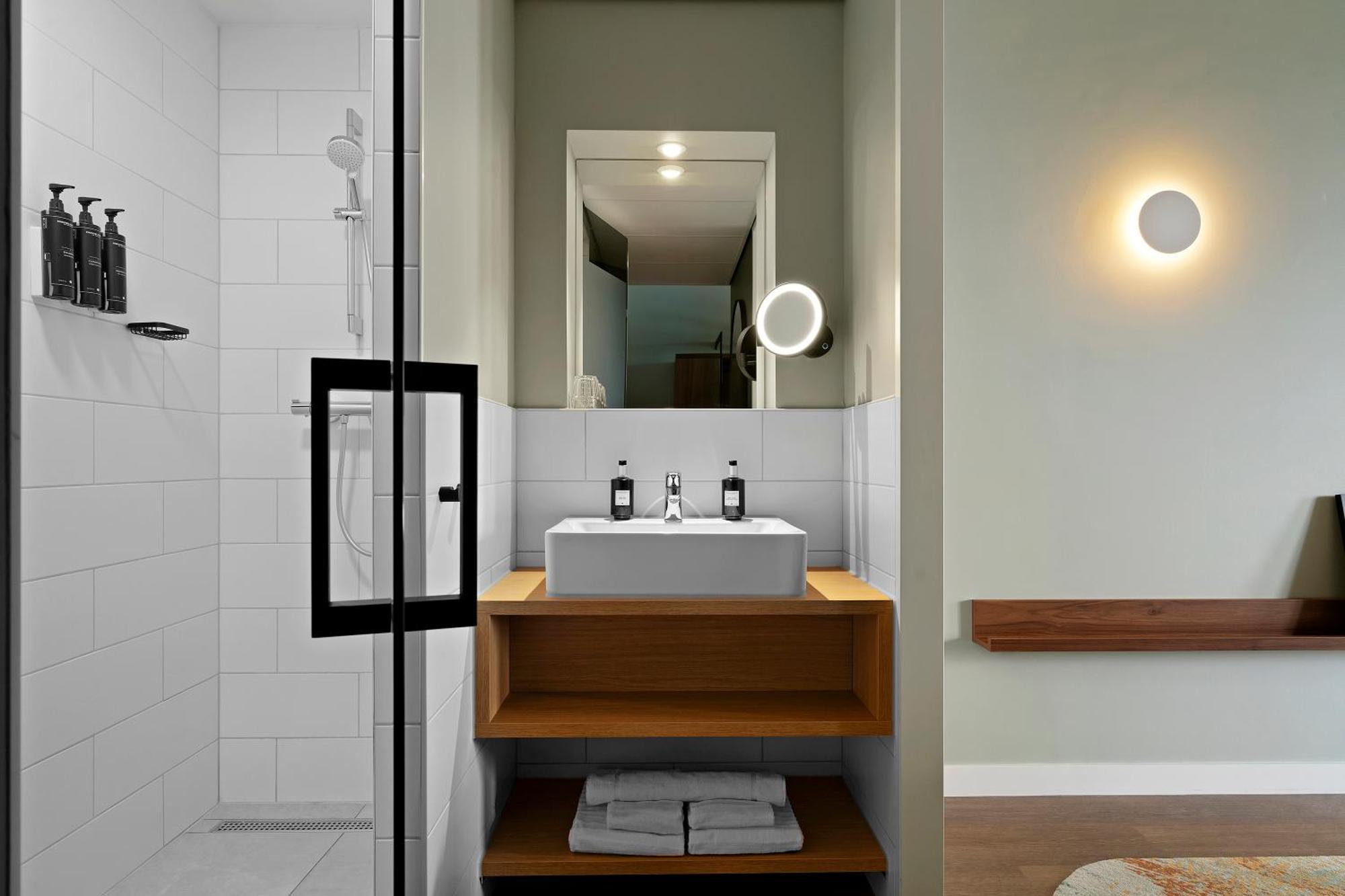 Urban Single Room,1743142716:JPEG