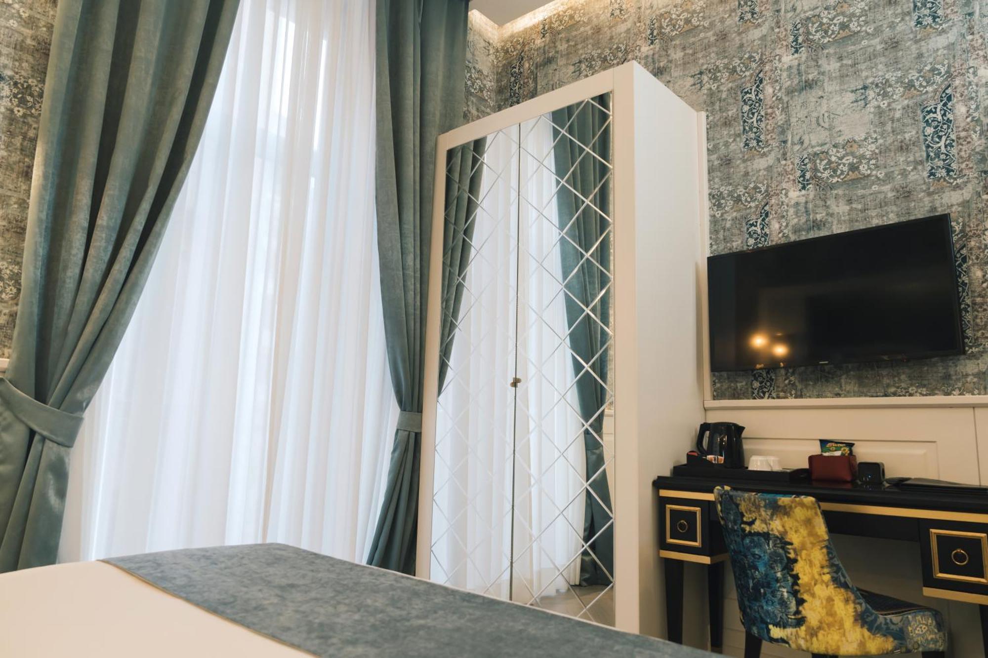 Deluxe Double Room Balcony