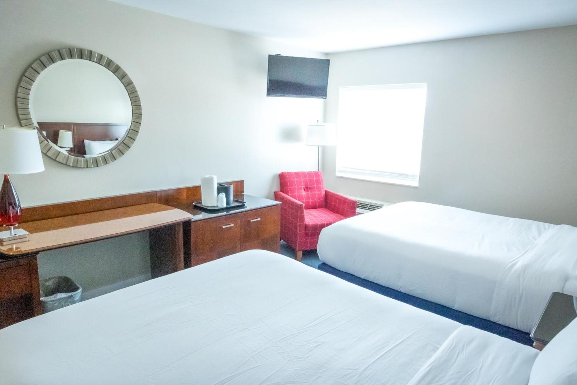Queen Room Two Queen Beds
