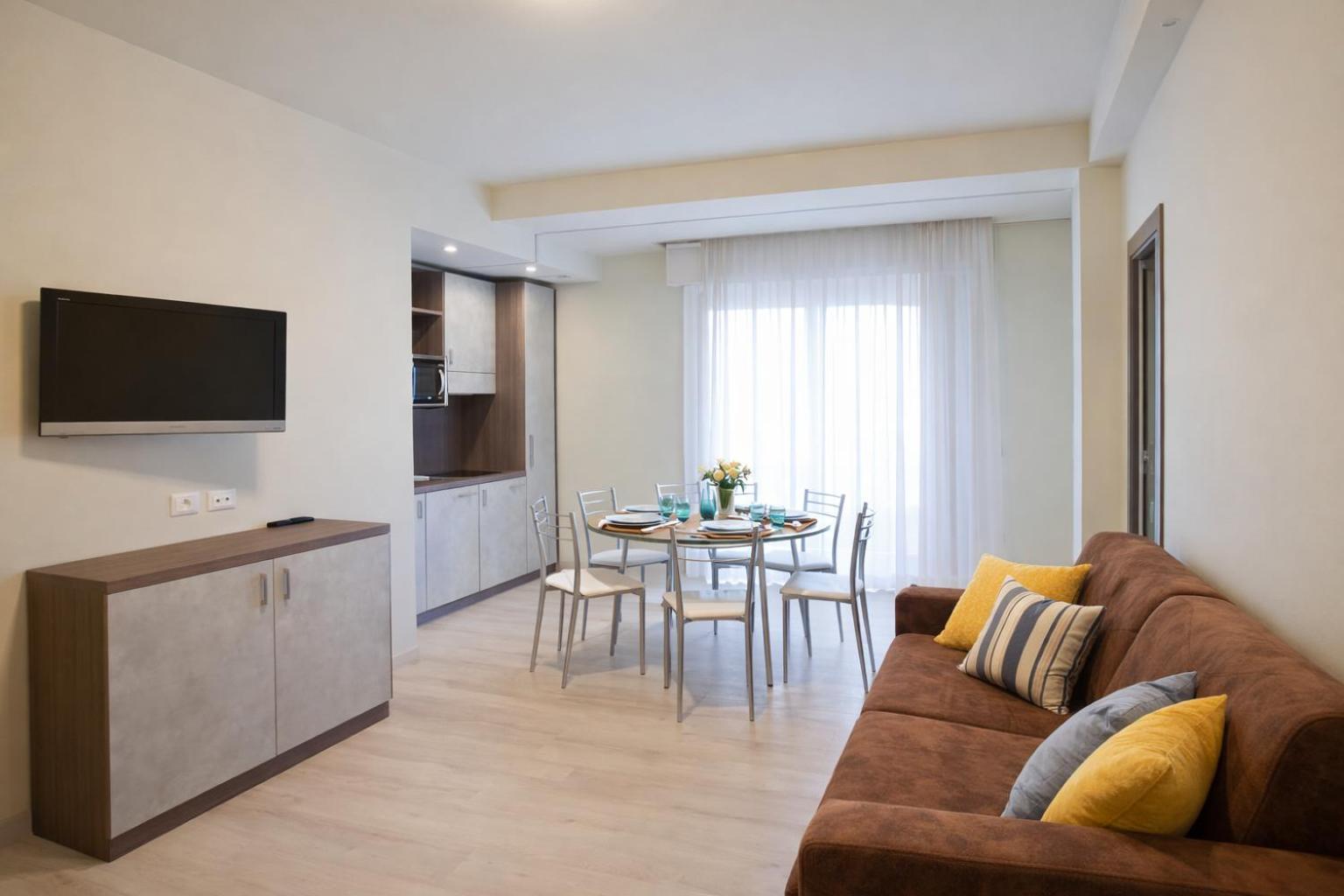 One-Bedroom Apartment