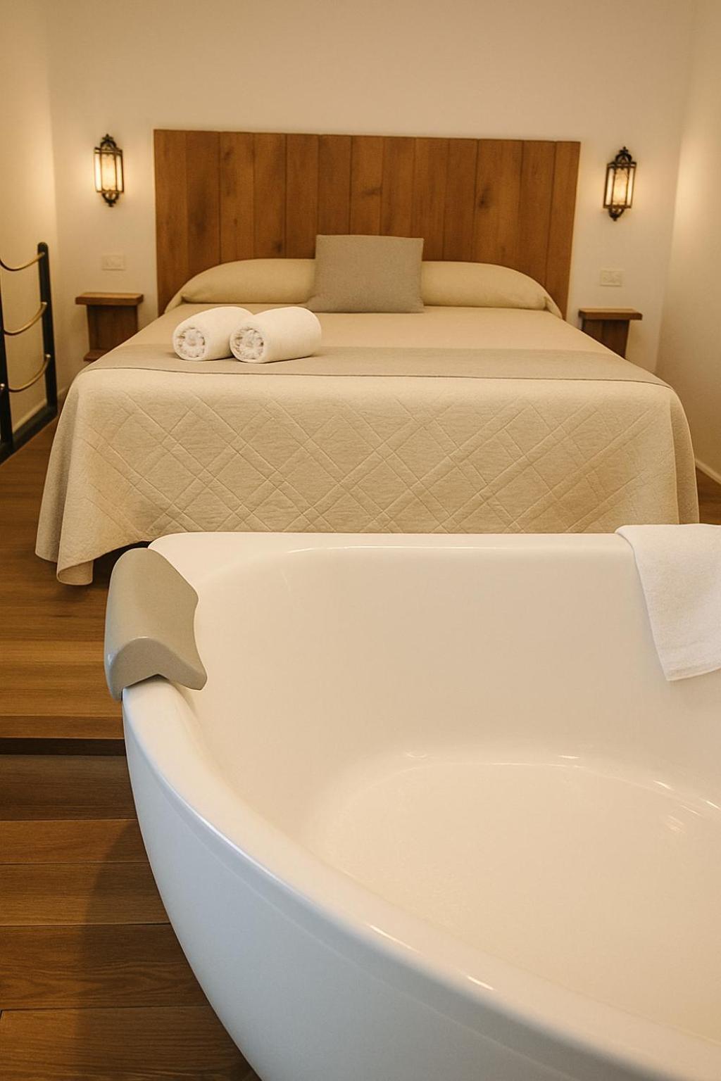 Suite Bathtub