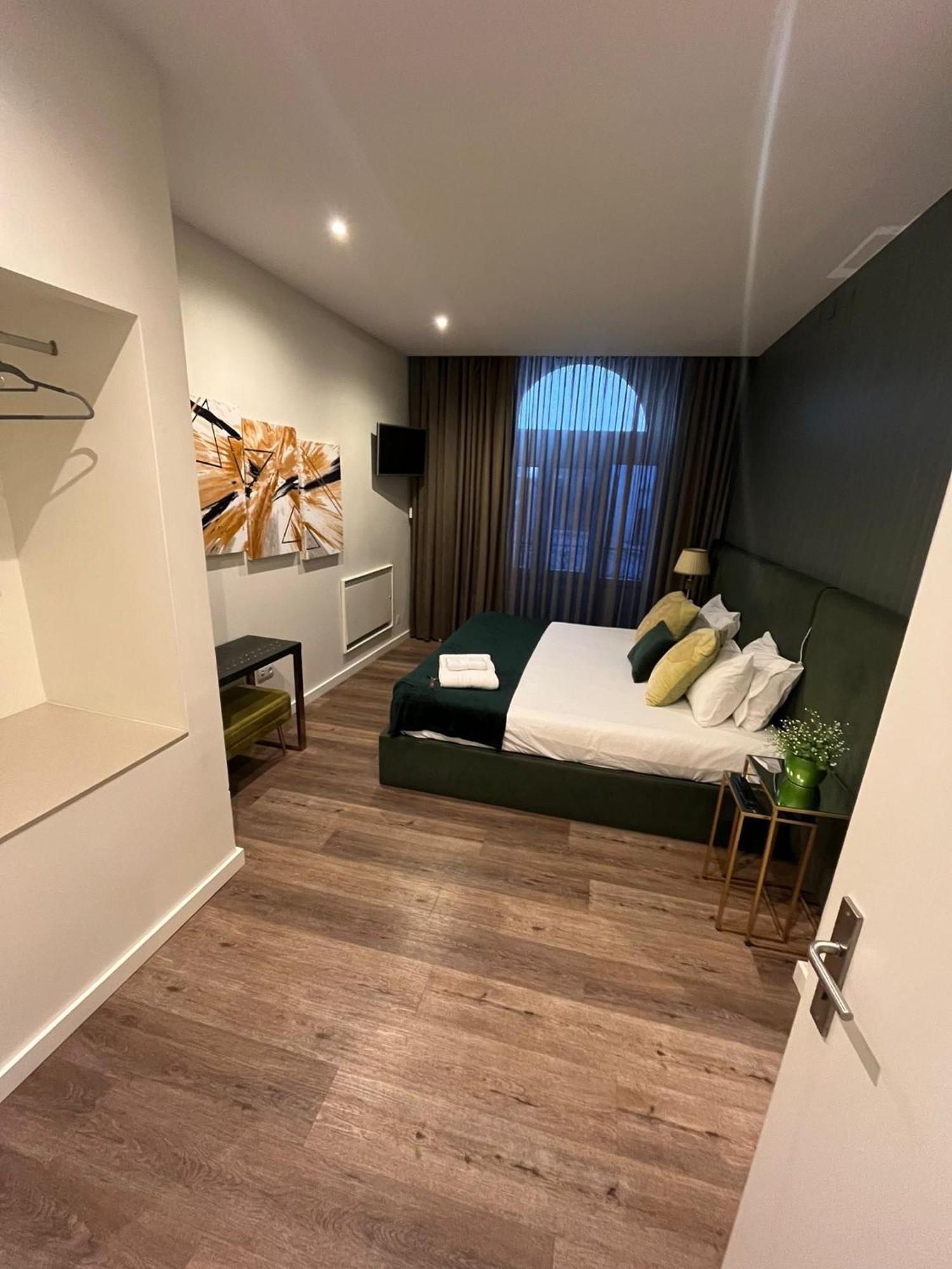 Double Room Private Bathroom