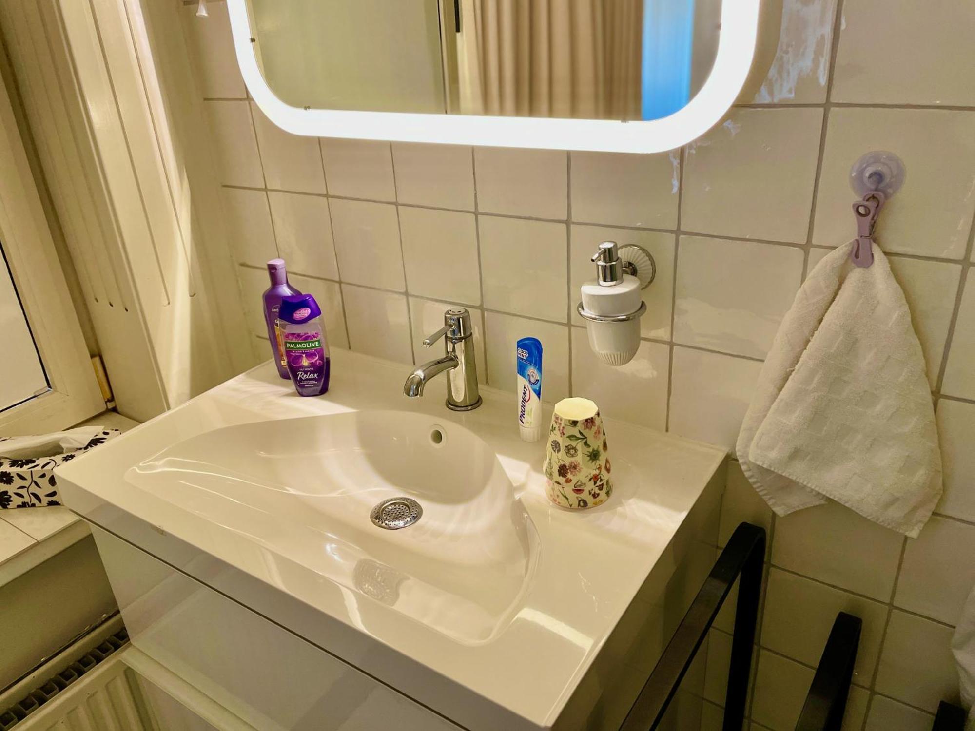 Double Room Private Bathroom