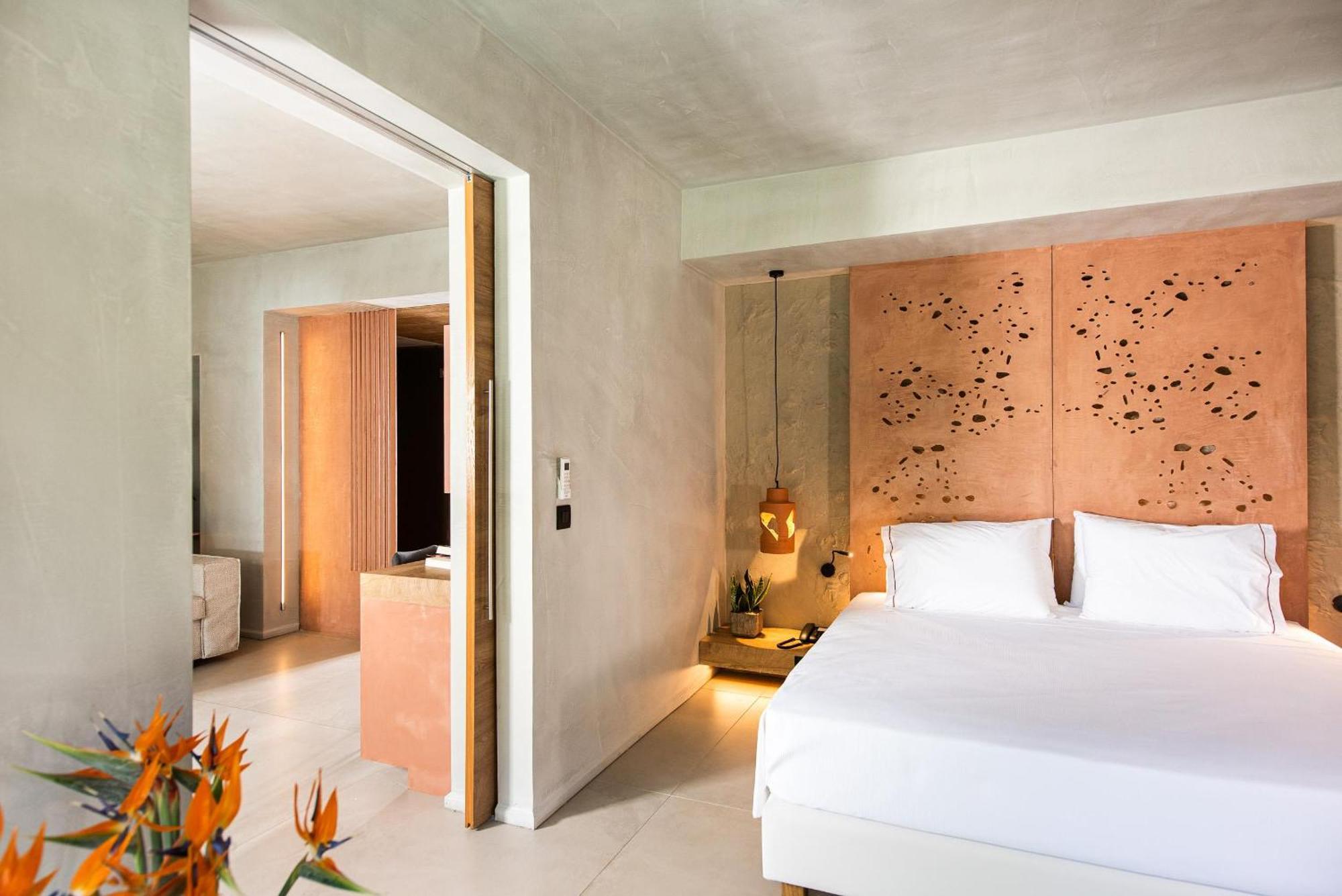 Amphora Suite Private Pool