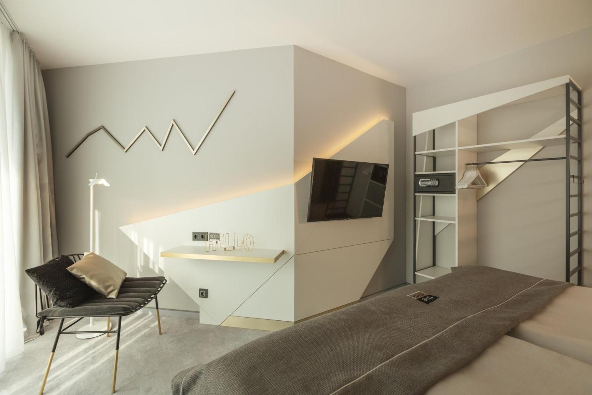Premium Room