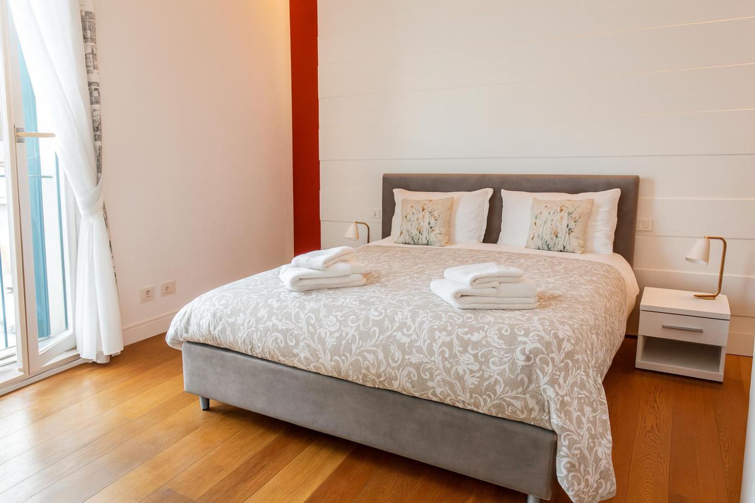 Queen Room