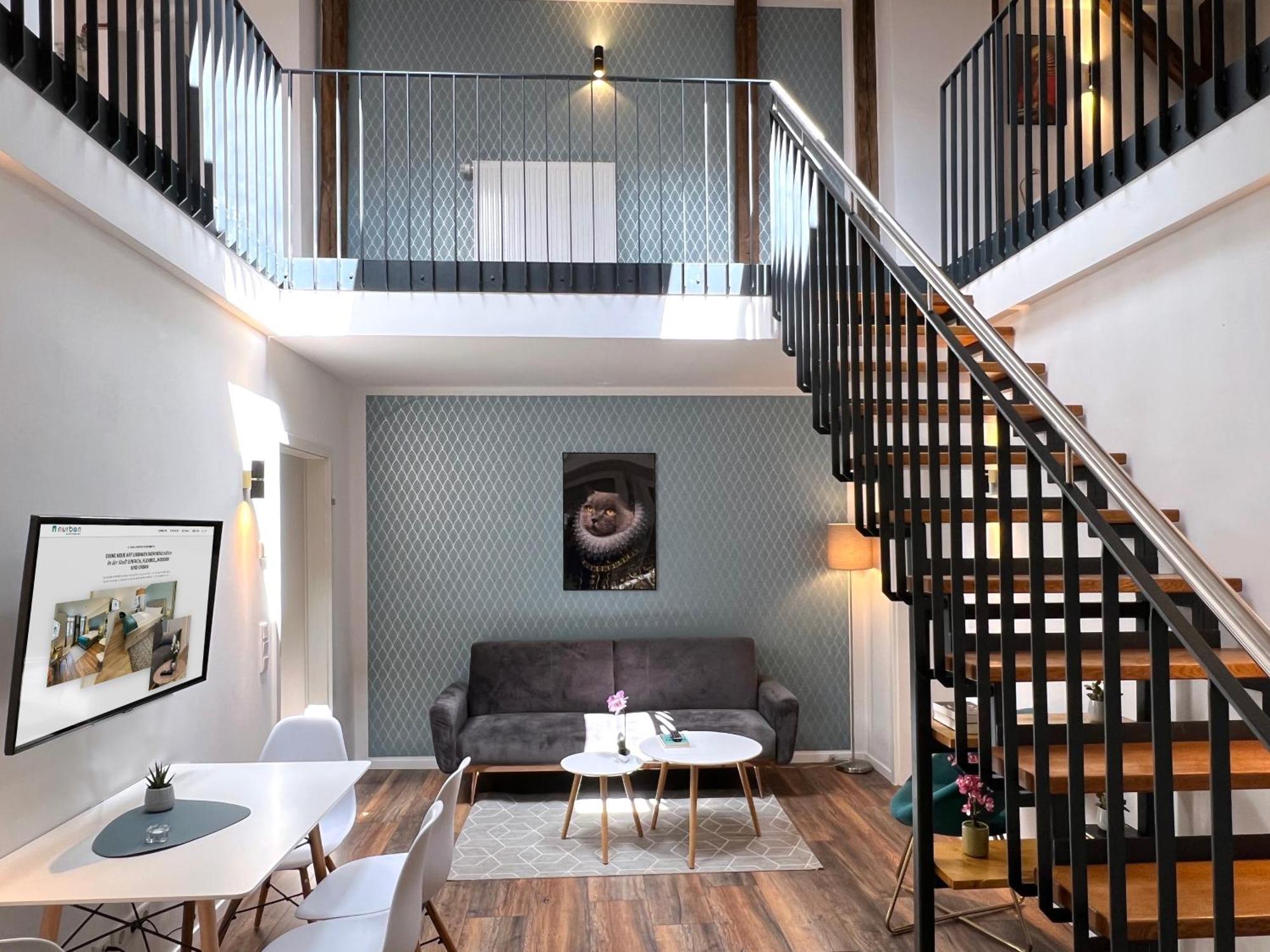 3-Zimmer Supreme Apartment mit 2 Schlafzimmern 1 Wohnzimmer und Terrasse oder Galerie