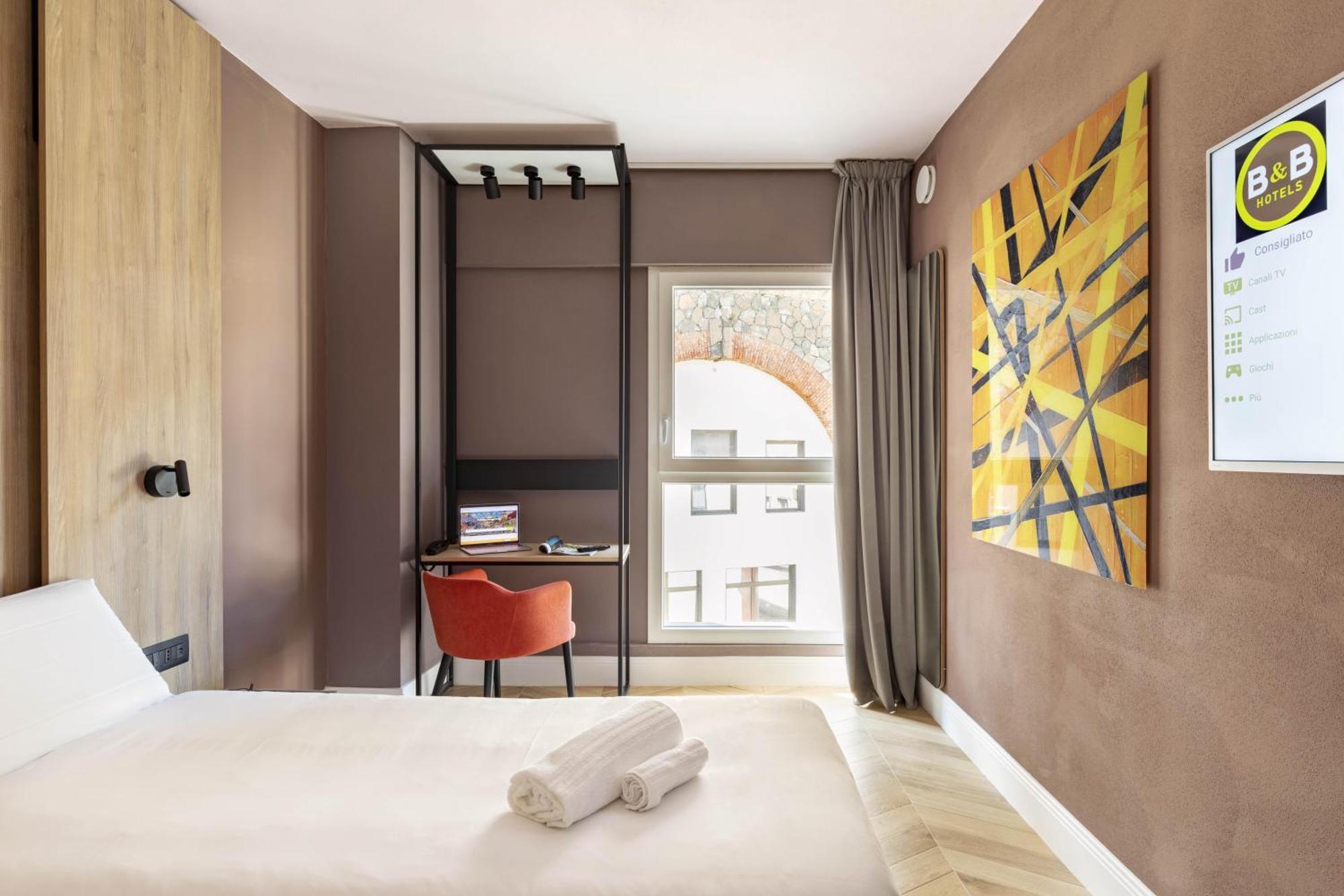 Double Room,1743511893:JPEG