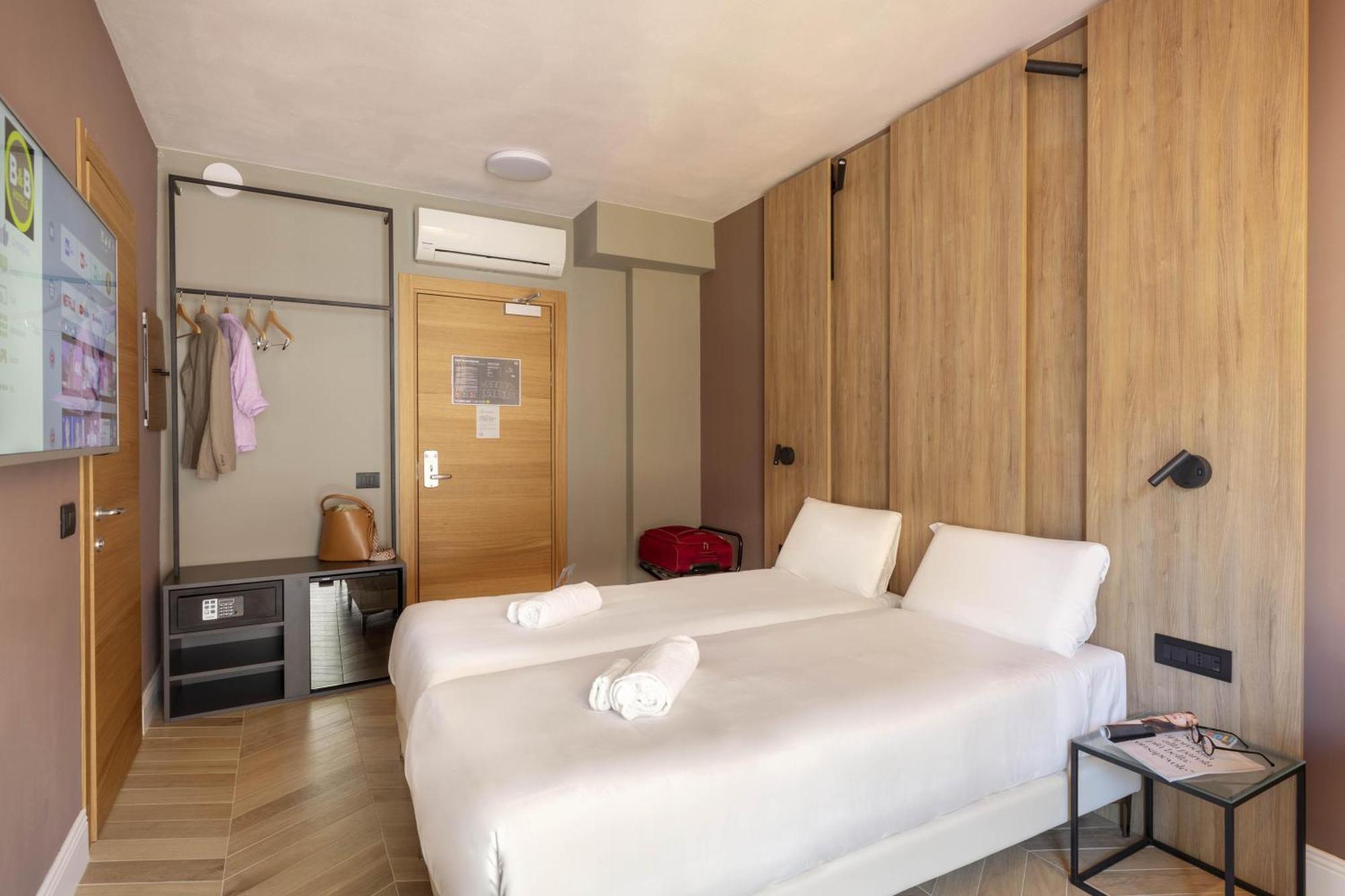 Superior Twin Room,1743511864:JPEG