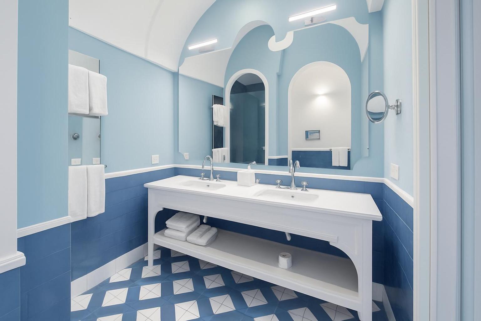 Classic Doppel- oder Zweibettzimmer mit Stadtblick