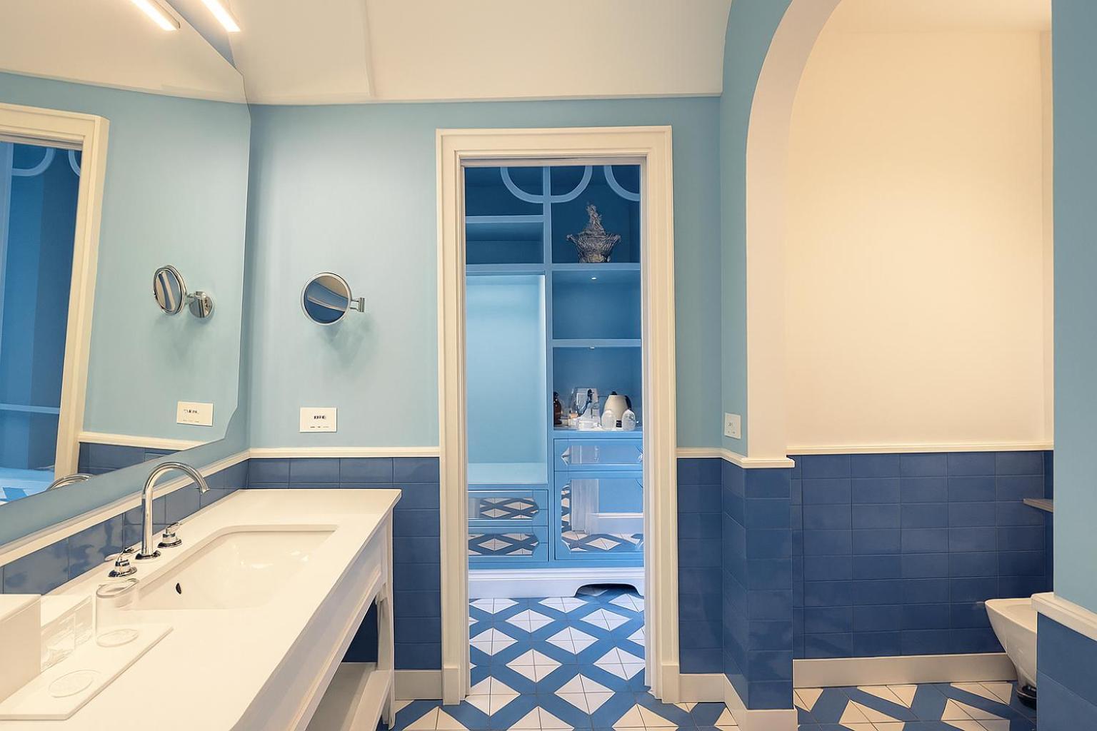 Classic Double or Twin Room City View