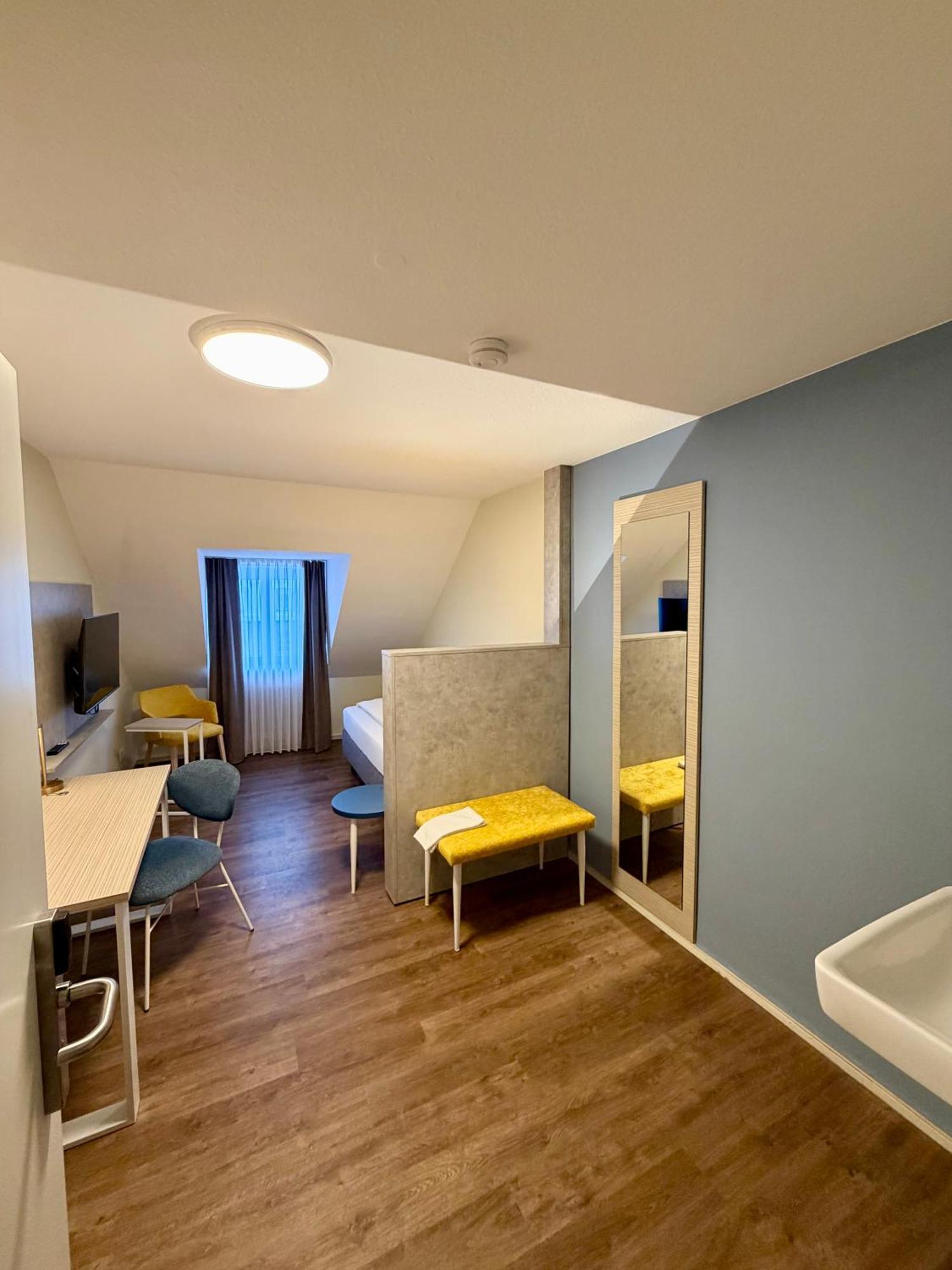 Single Room