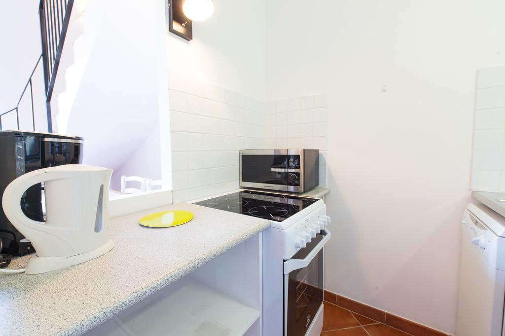 One-Bedroom Apartment,843597674:JPEG