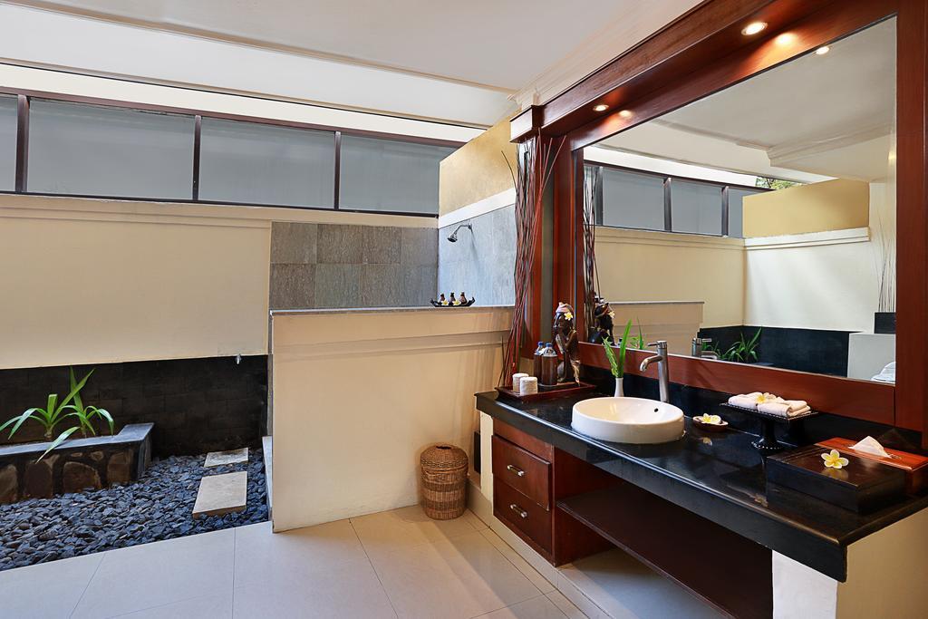 Deluxe Ombak Zimmer